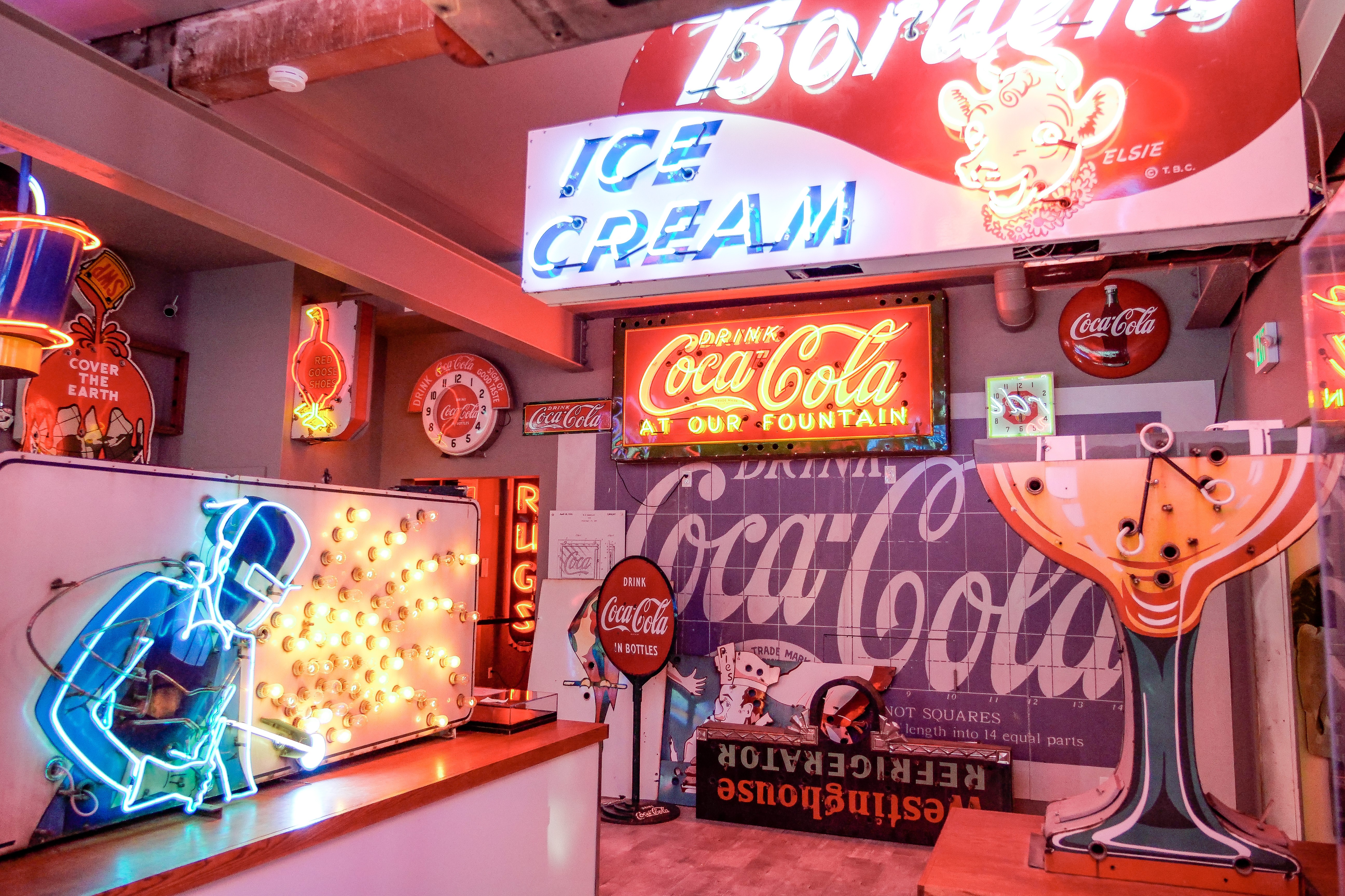 The Dalles' National Neon Sign Museum transports visitors to