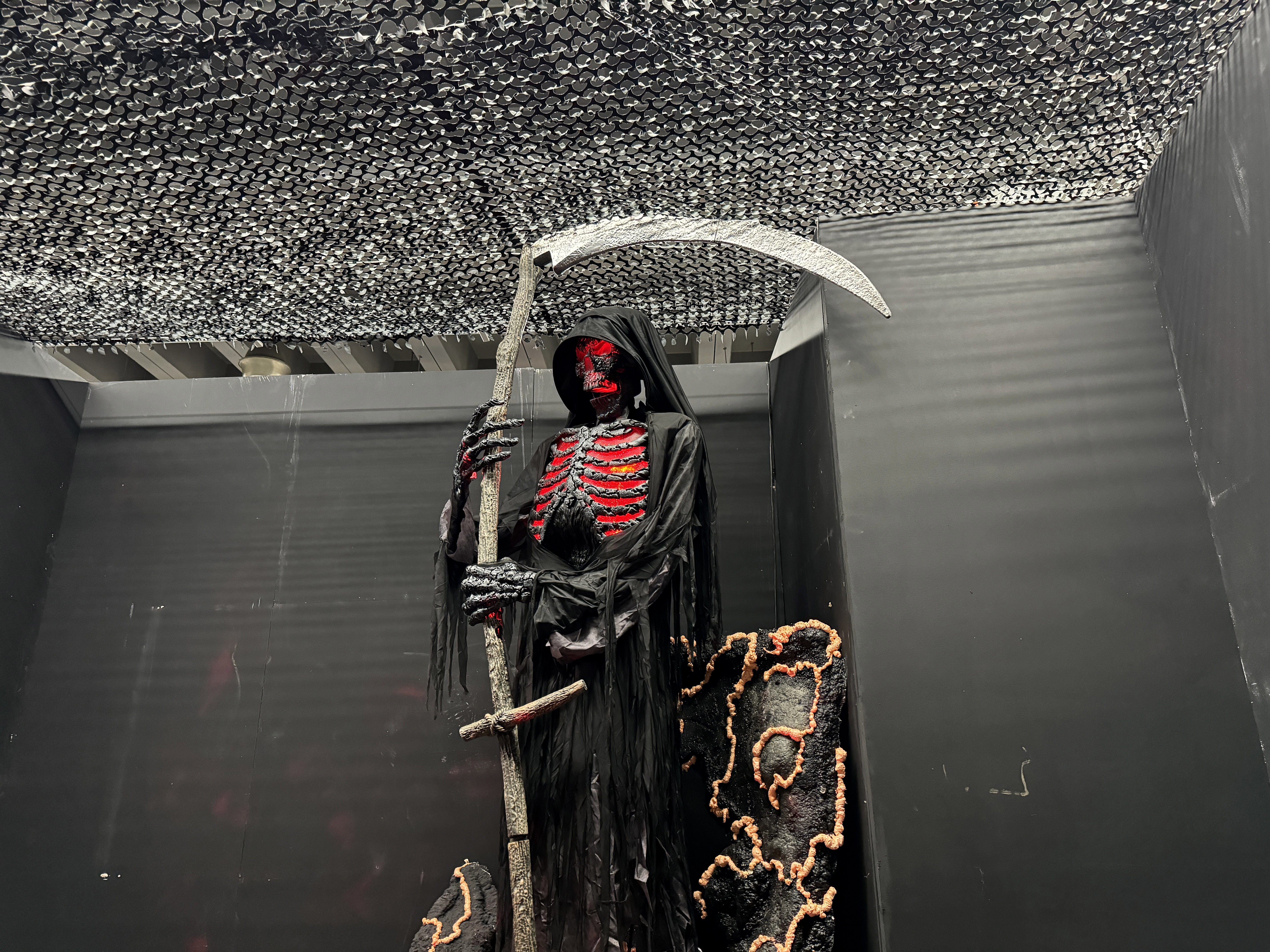 ‘At Work With’: Building a ‘haunt family’ and expelling energy with a ...