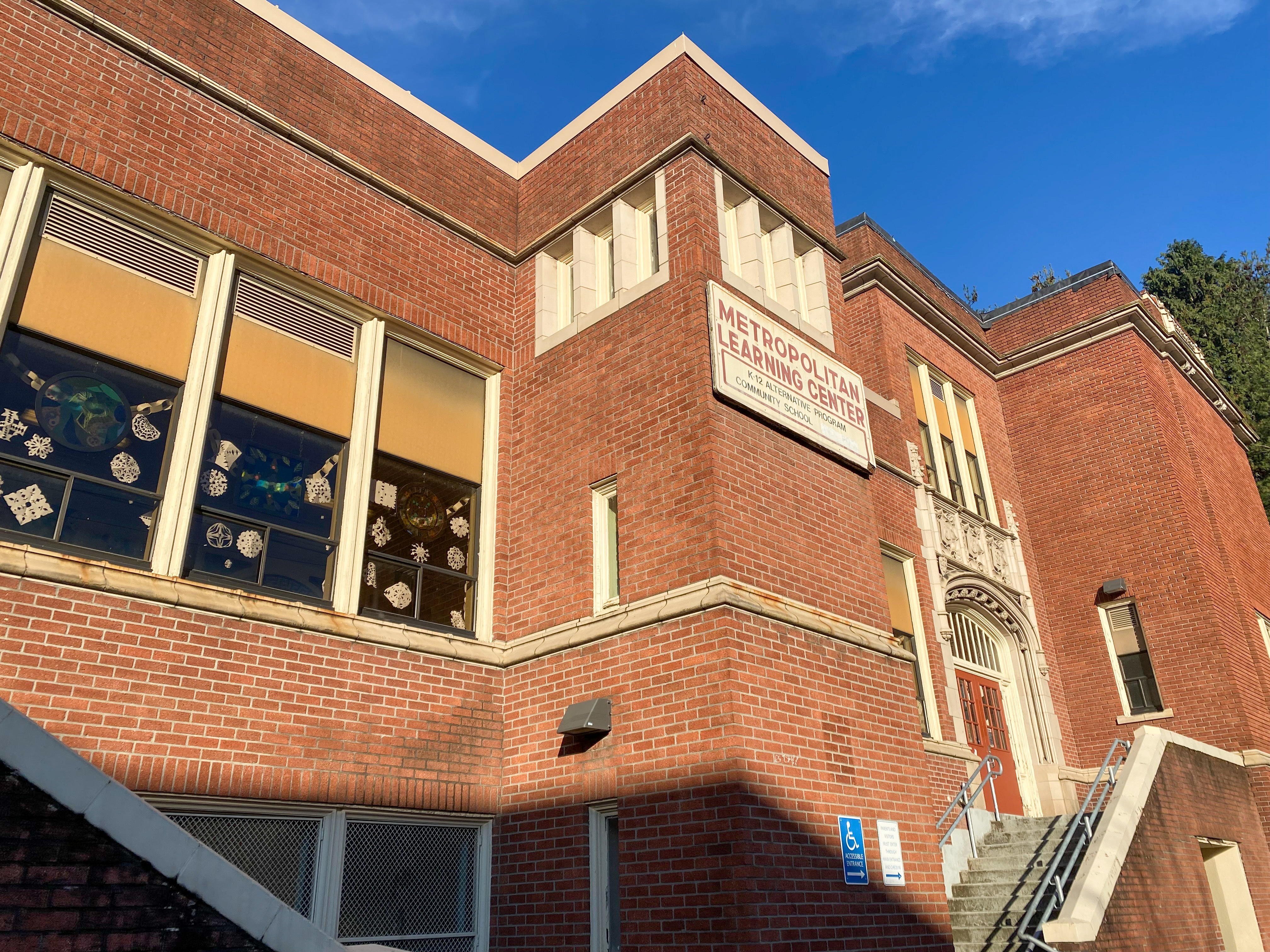 Metropolitan Learning Institute From almost closed to reinvestment: Portland’s Metropolitan Learning ...