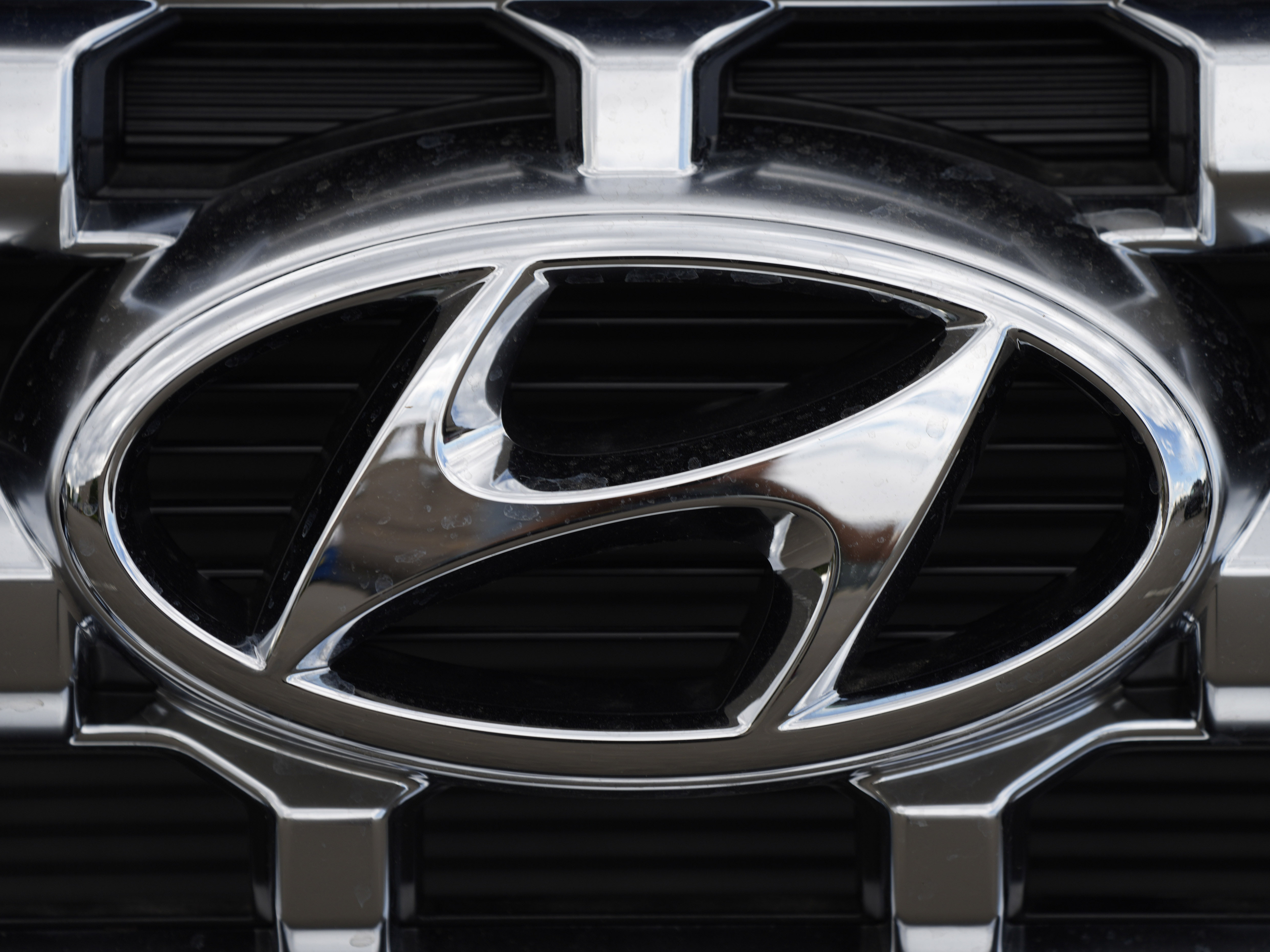 Hyundai and Kia recall 571,000 vehicles due to fire risk, urge owners to  park outside - OPB