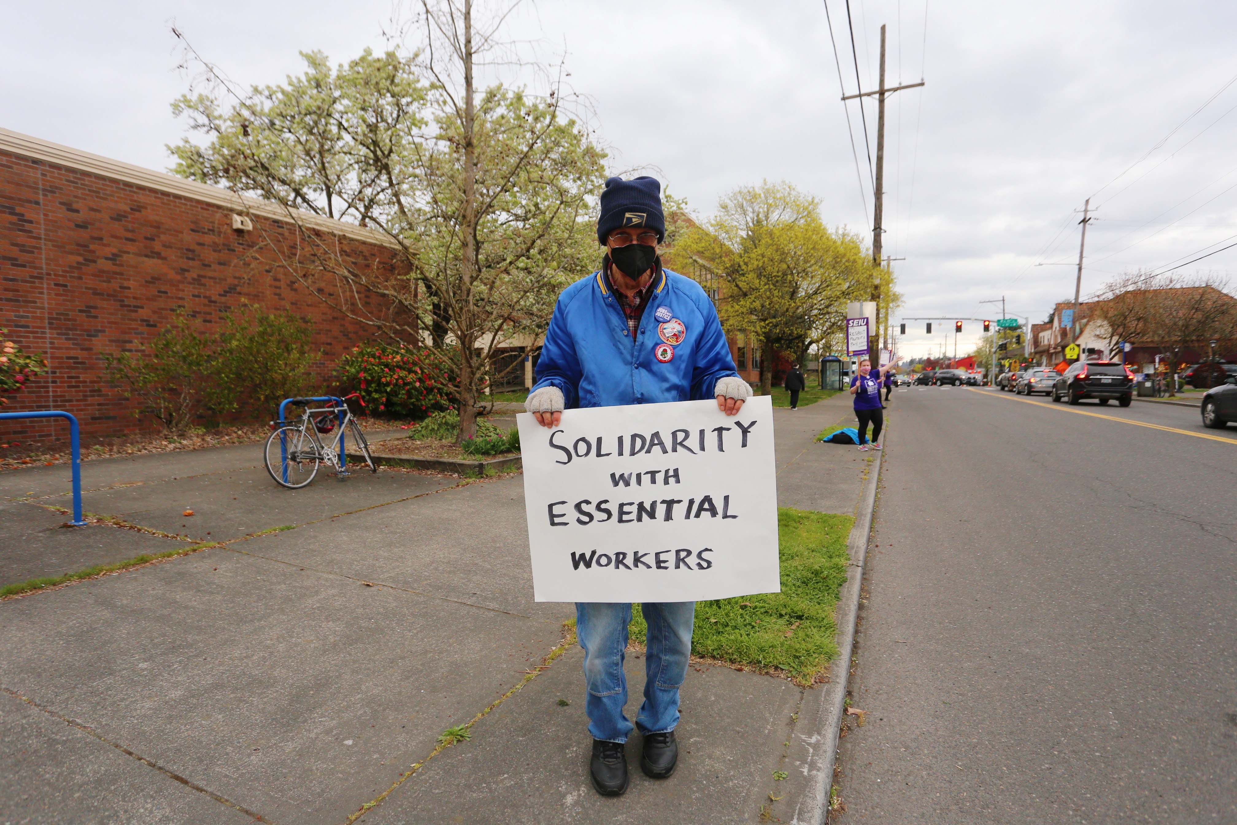 Portland nutrition service workers custodians rally for hazard