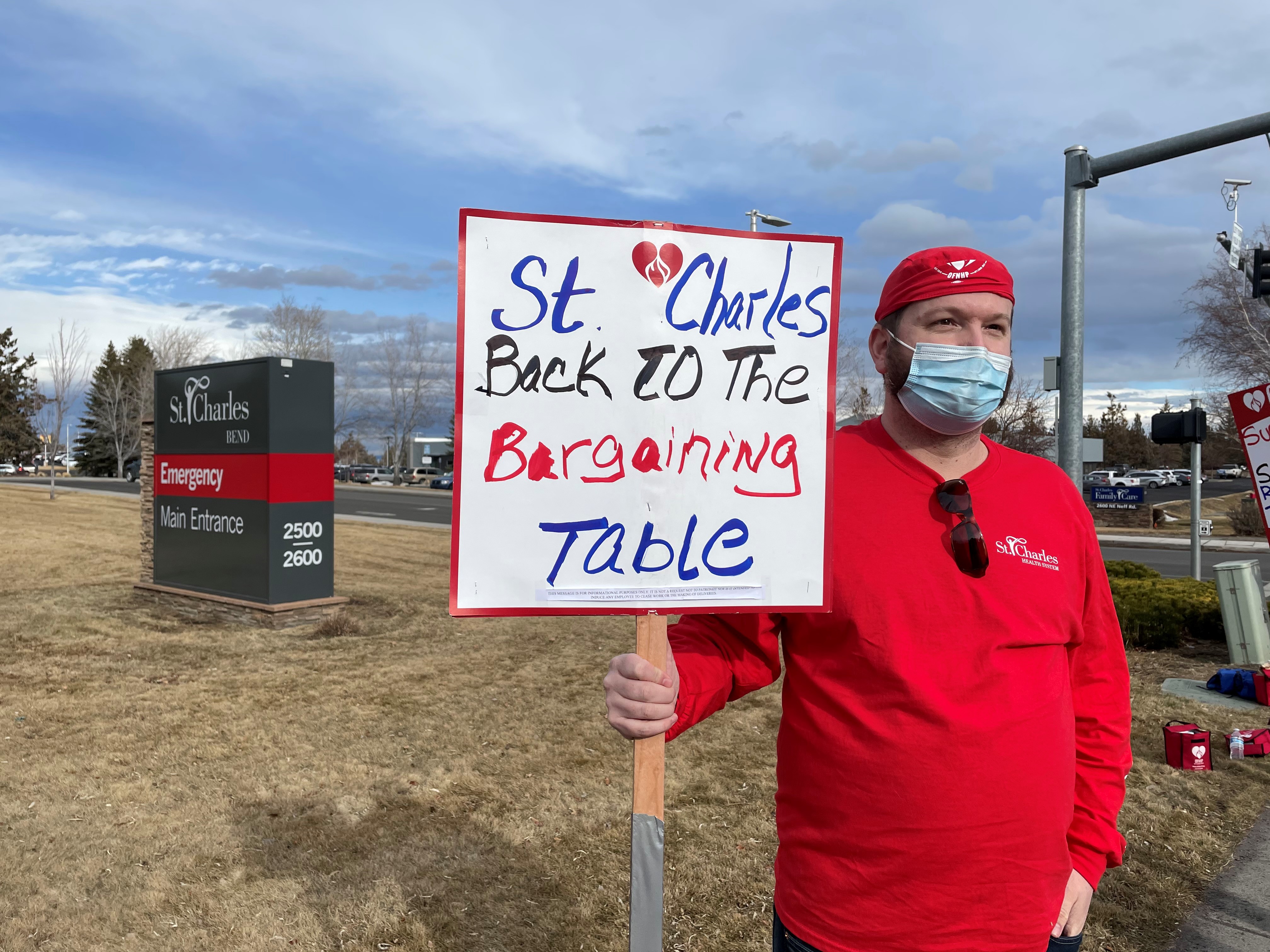 Bend hospital workers agree to strike - OPB