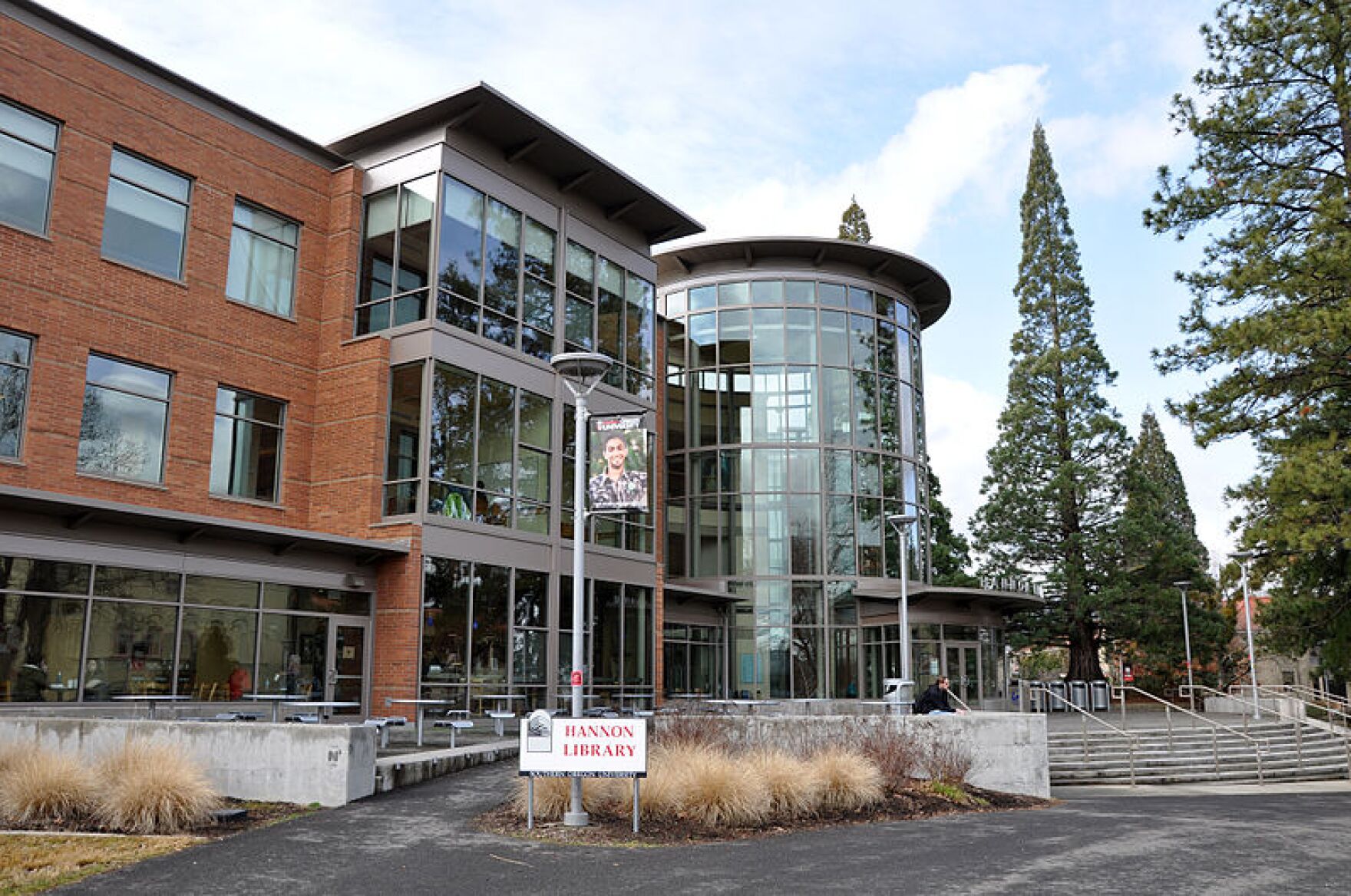 SOU faculty, administration reach tentative agreement on contract