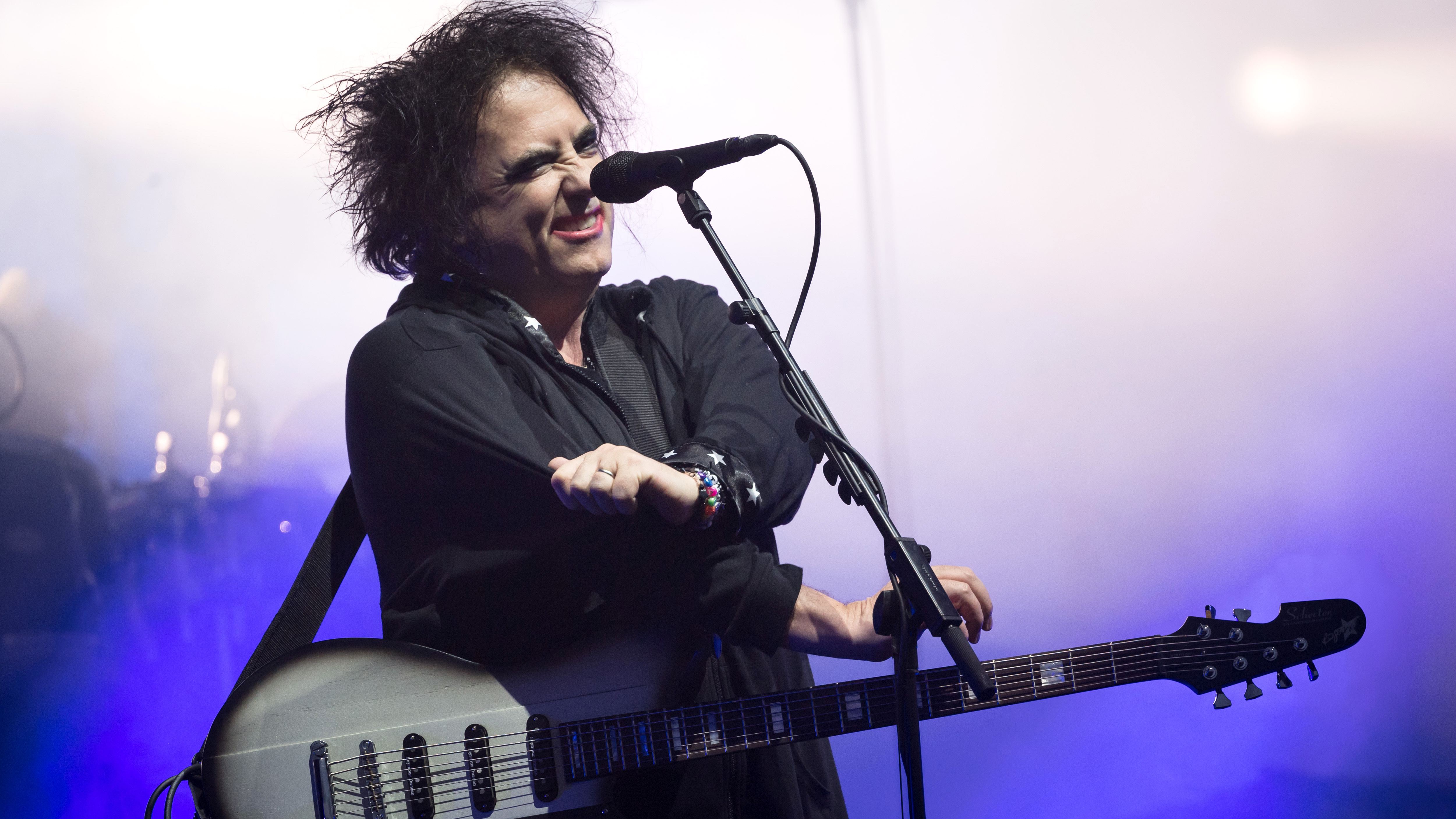 Robert Smith of The Cure convinces Ticketmaster to give partial refunds,  lower fees - OPB