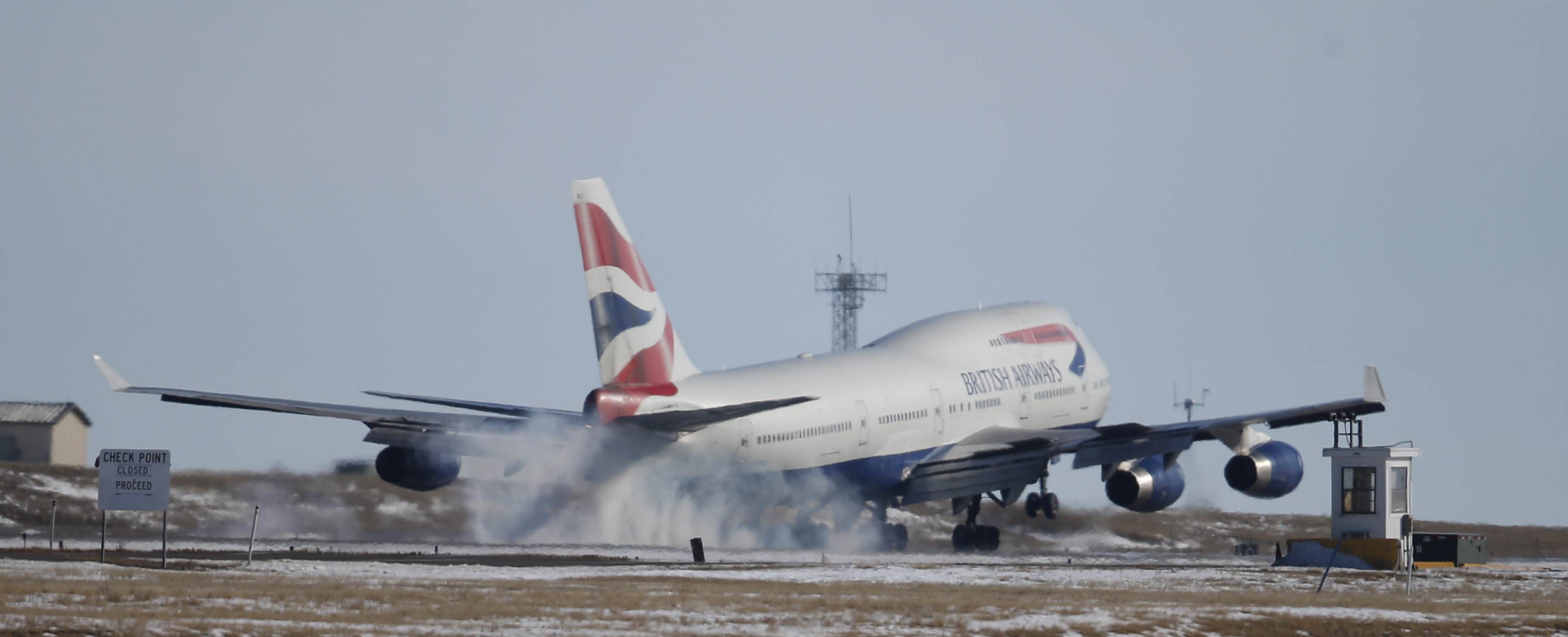 Direct flight to London coming to PDX airport OPB