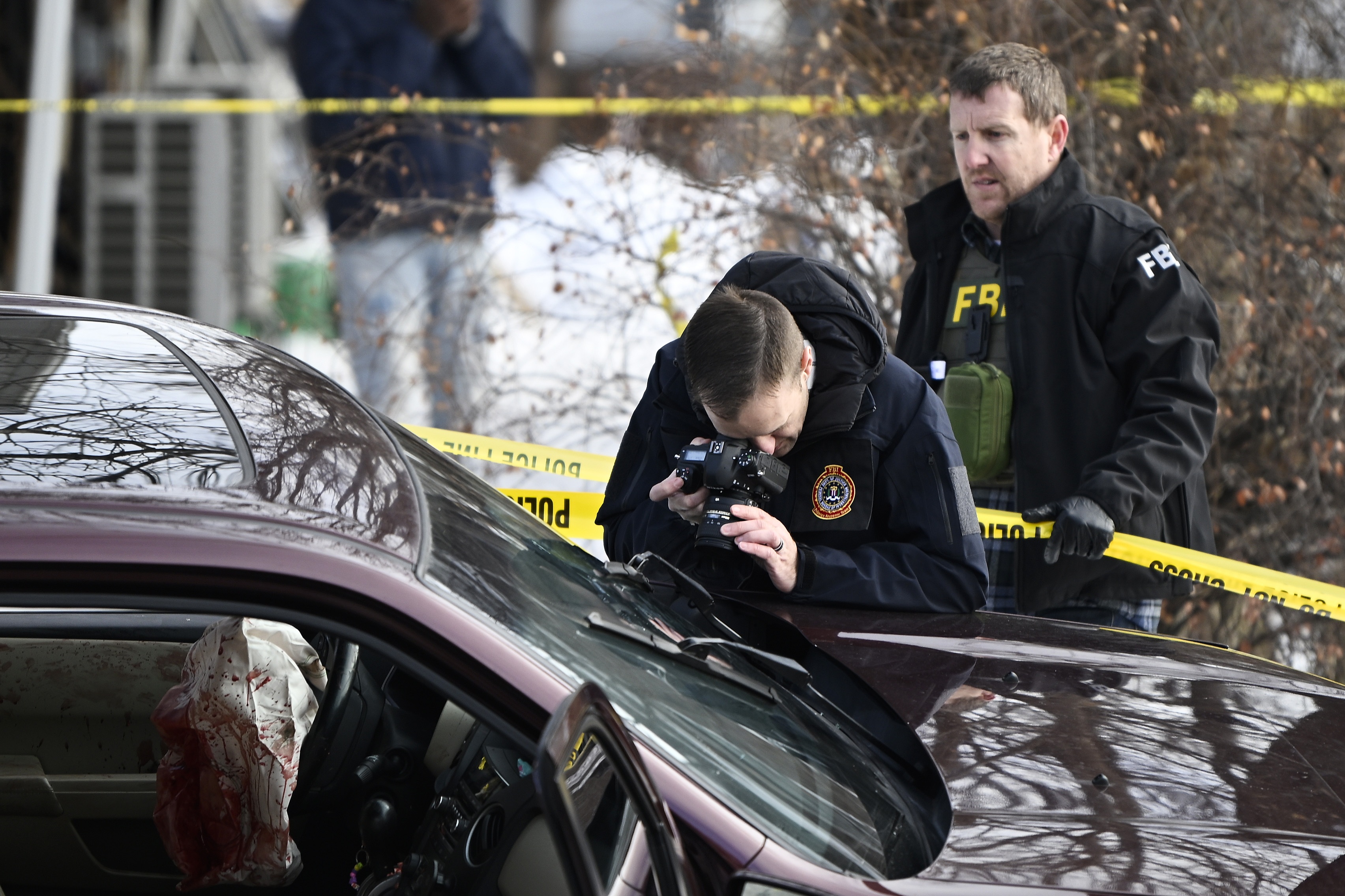 ICE agent fatally shoots woman in Minneapolis amid immigration crackdown -  OPB