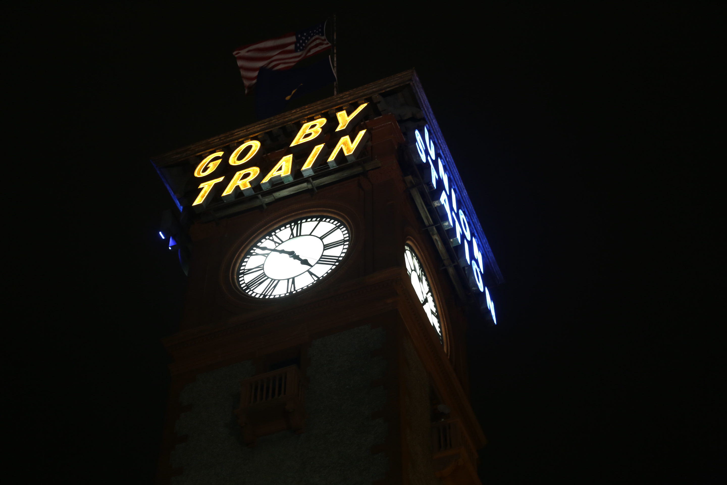 Time marches forward at Portland's historic Union Station on daylight  saving - OPB