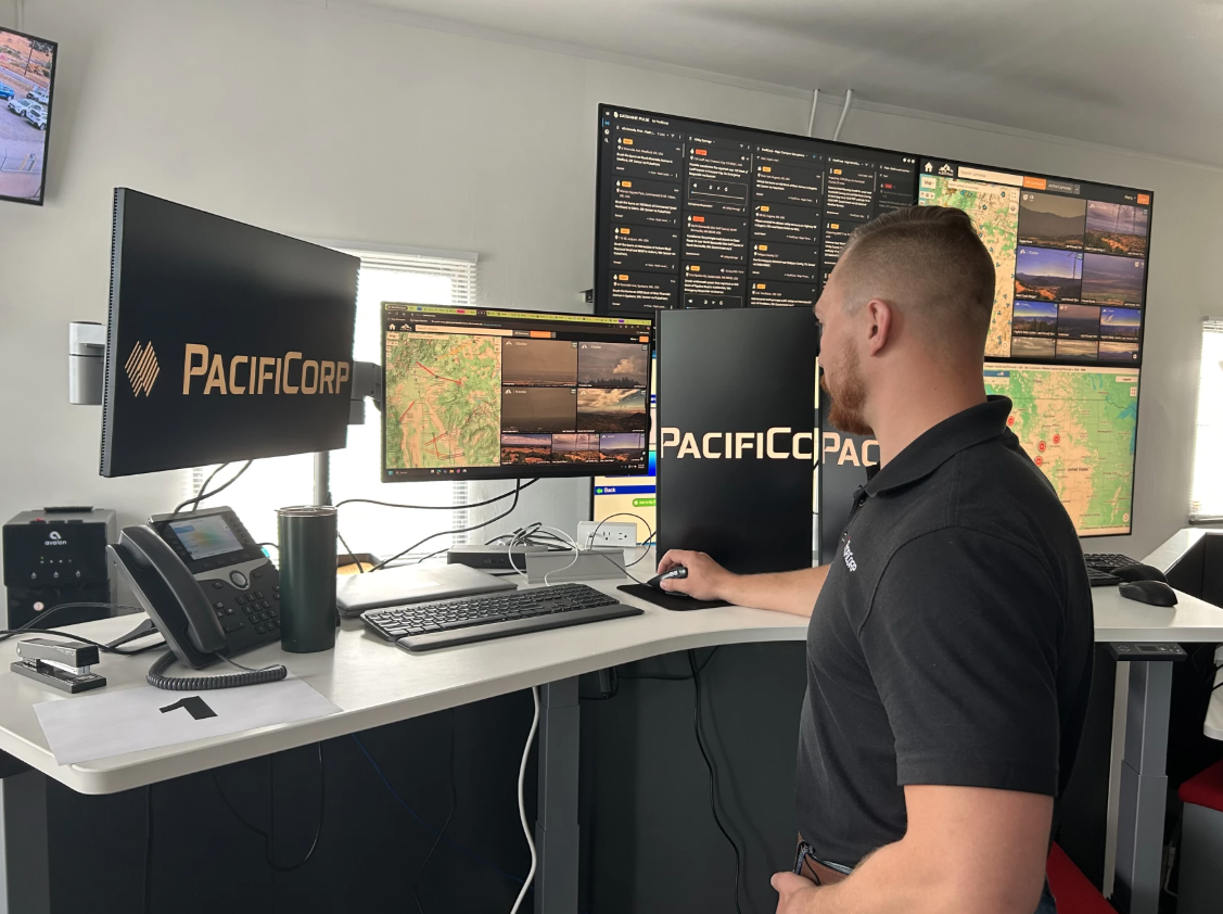 PacifiCorp Wildfire Intelligence Center staff member Zylon De La Torre checks the cameras on ALERTWest.