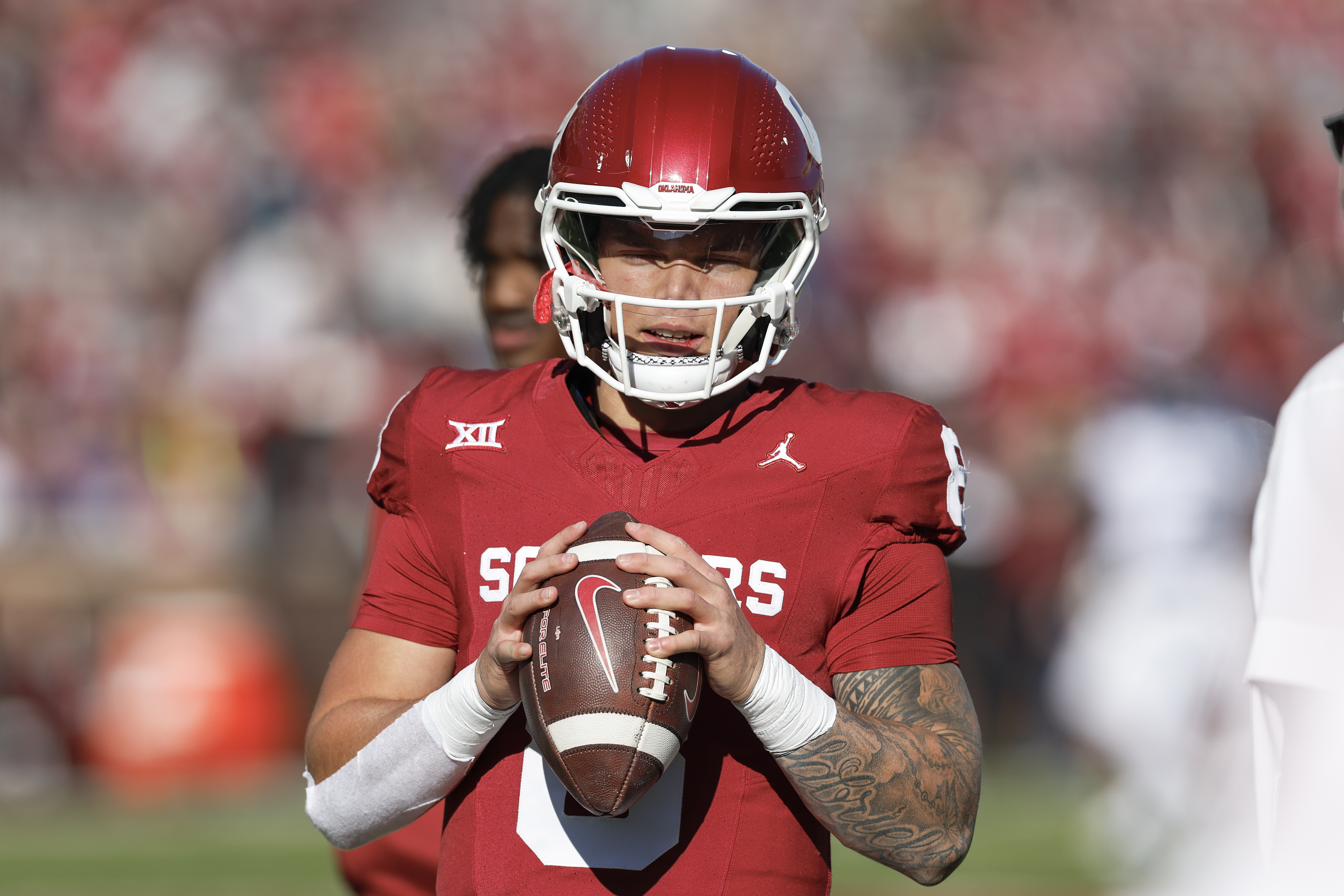 Former Oklahoma QB Dillon Gabriel transfers to Oregon to replace