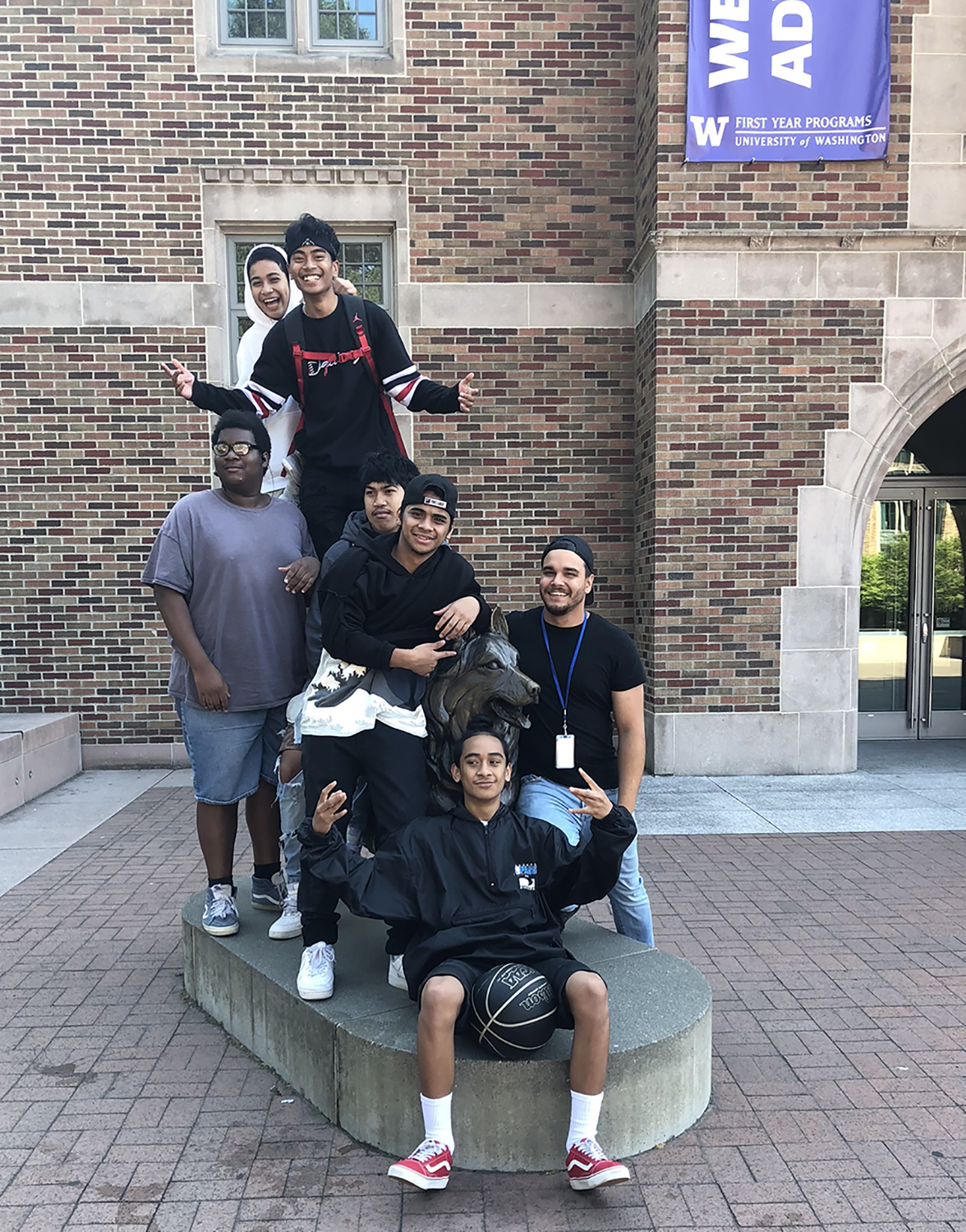 Damien Wheeler took a field trip with his mentees in 2018 to tour the University of Washington, Seattle. 