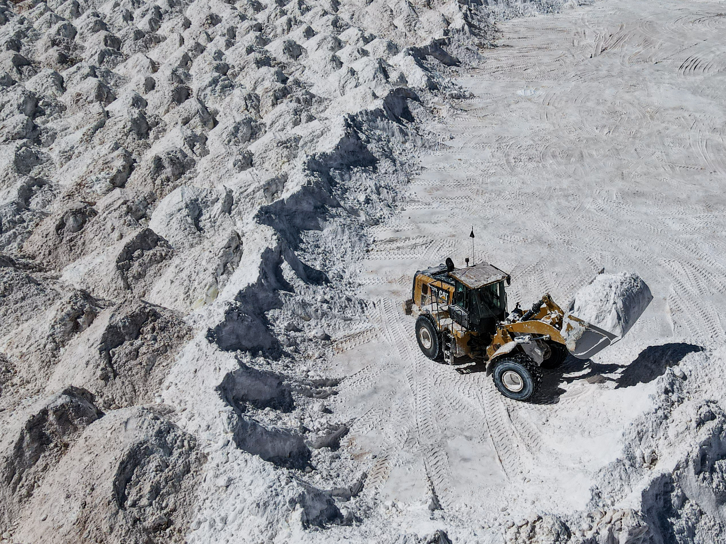 Companies like KoBold Metals and Earth AI are using AI to speed up the search for critical minerals like lithium, cobalt and copper. These minerals are key for climate solutions like solar panels and electric vehicles.