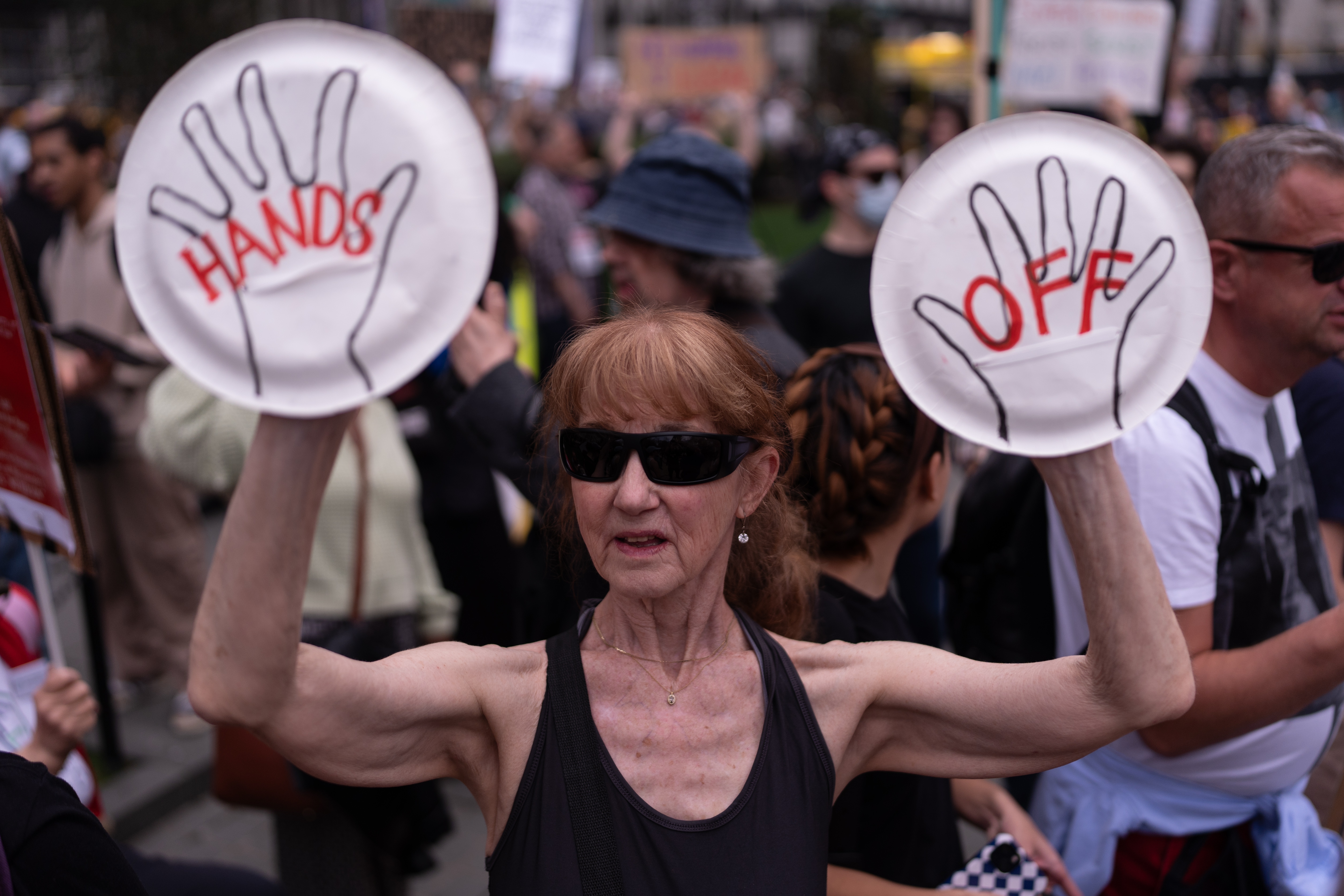 Protesters unite against Trump in hundreds of rallies across the U.S. - OPB