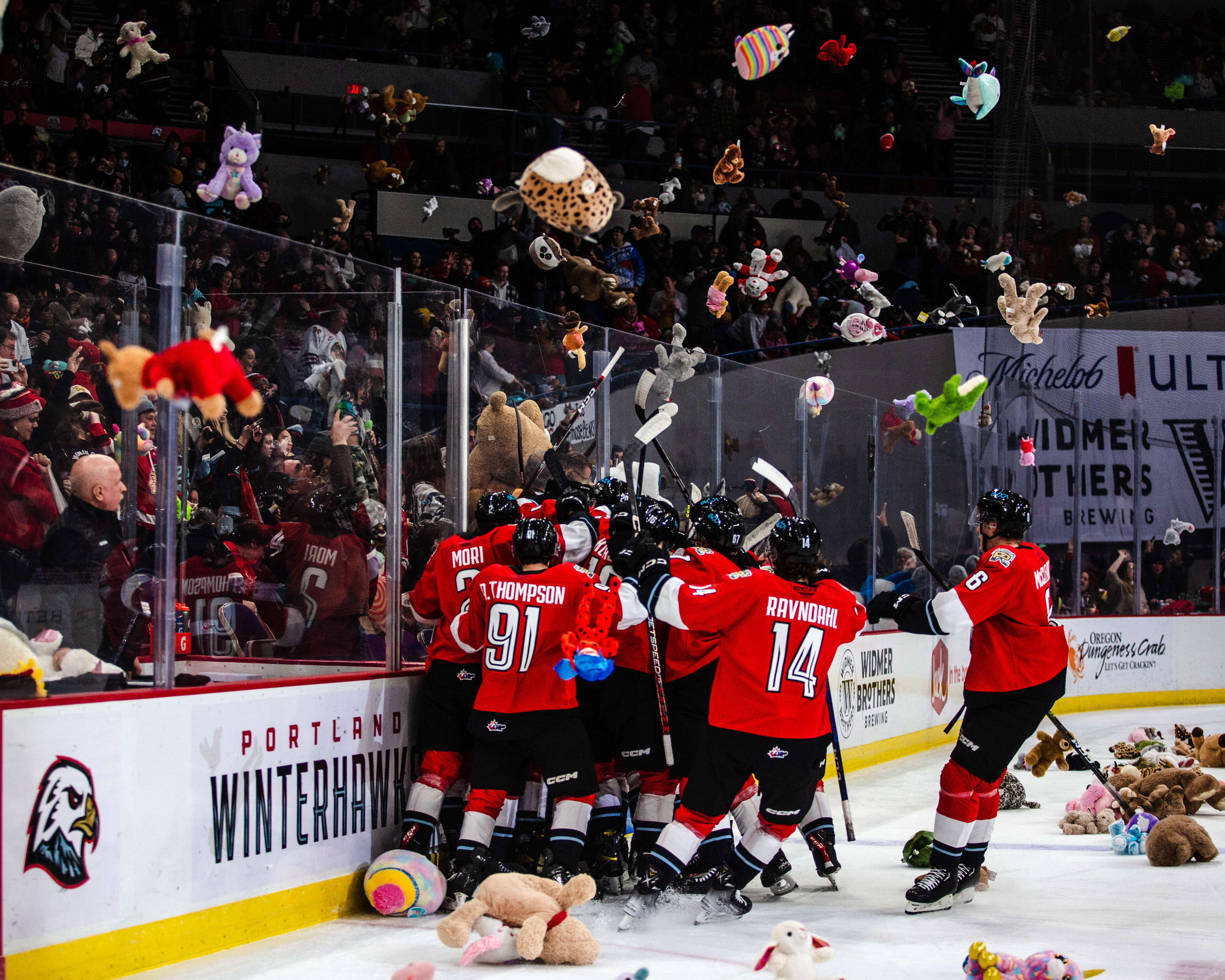 Teddy Bear Toss lets Portland Winterhawks and their fans give back - OPB