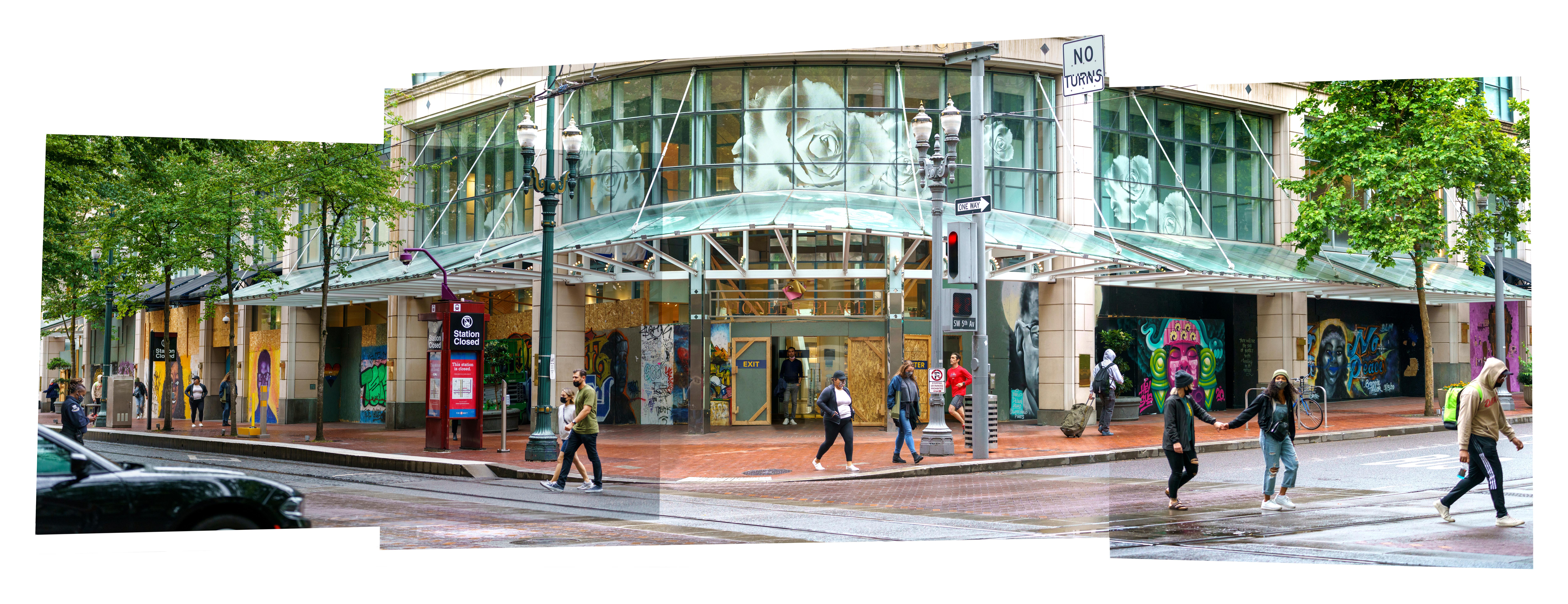 Portland storefronts boarding up amid coronavirus pandemic 