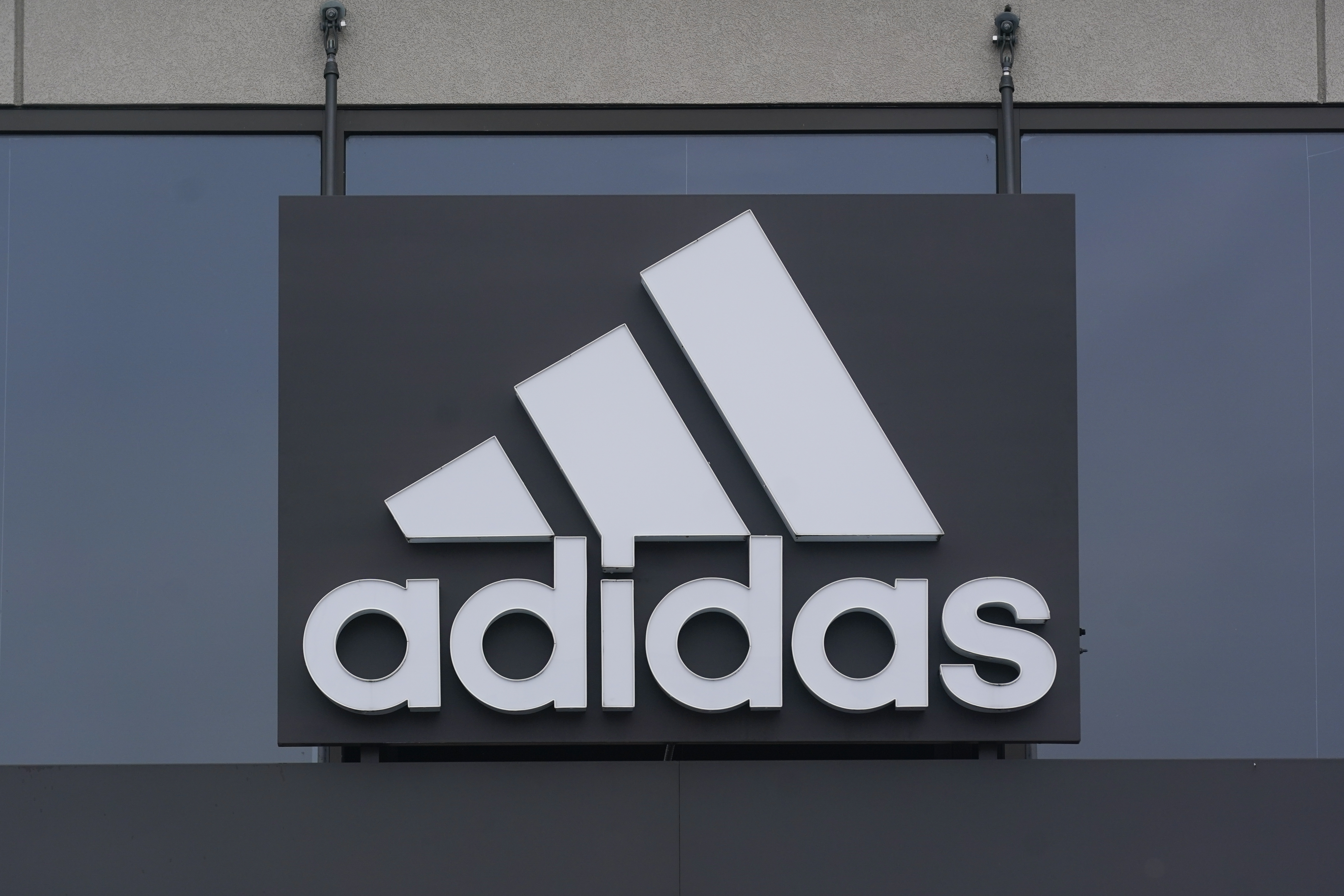 Skeptisk støvle Regulering Investors sue Adidas over Kanye West partnership, fallout - OPB