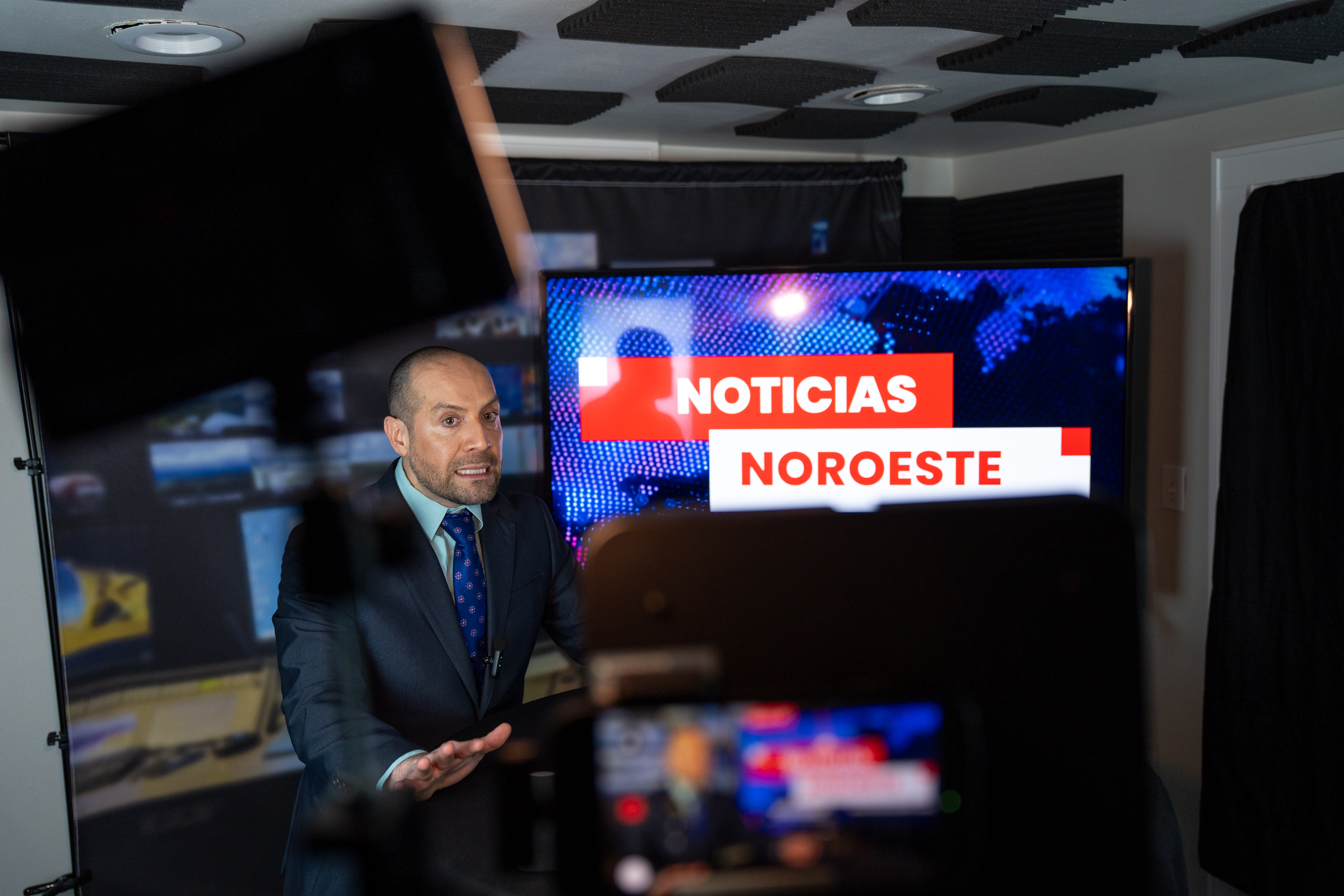 Former Univision anchor keeps Spanish-speaking Oregonians informed with DIY  newscast - OPB