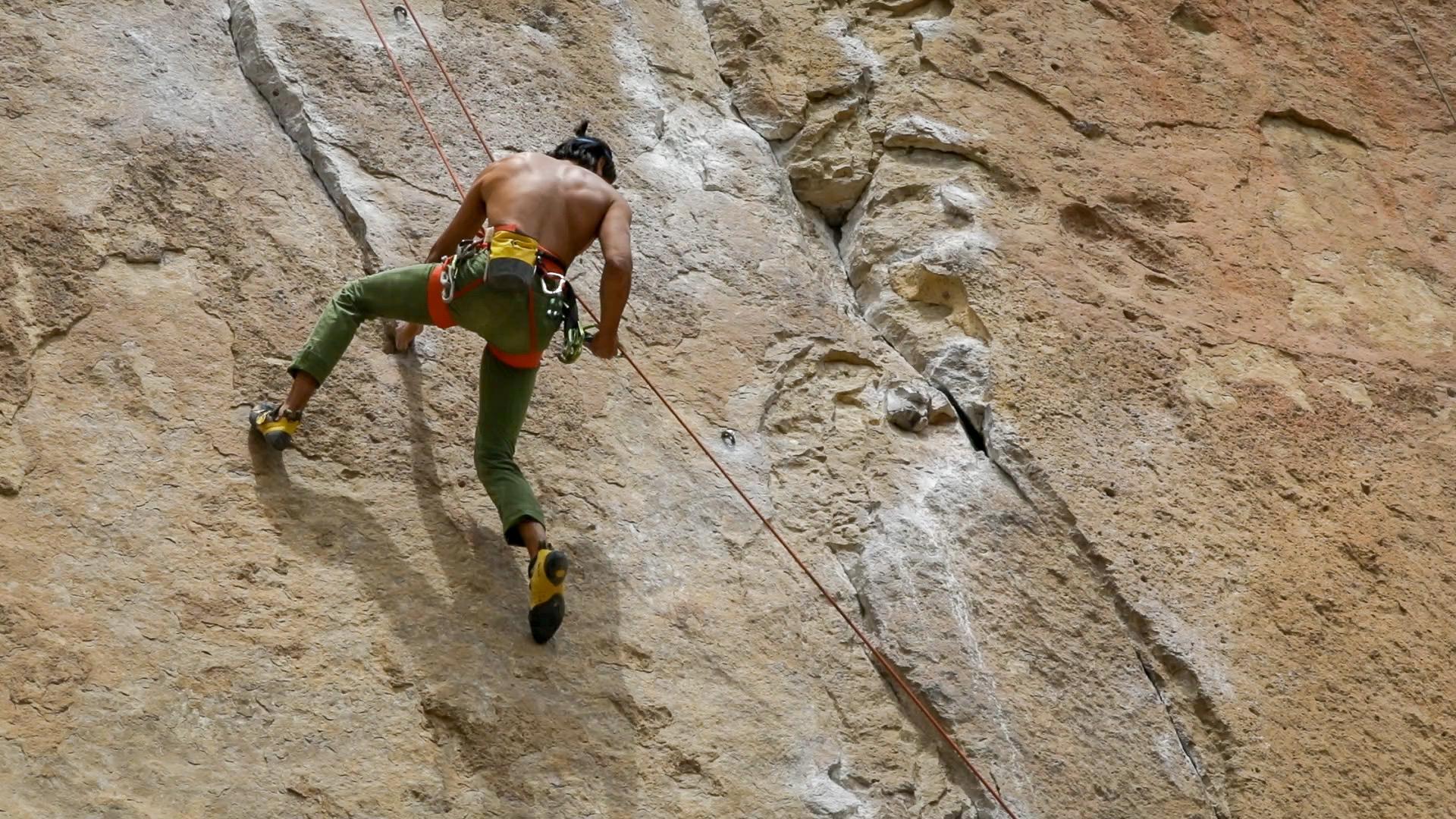 Wilderness agencies consider new policies for rock climbing gear