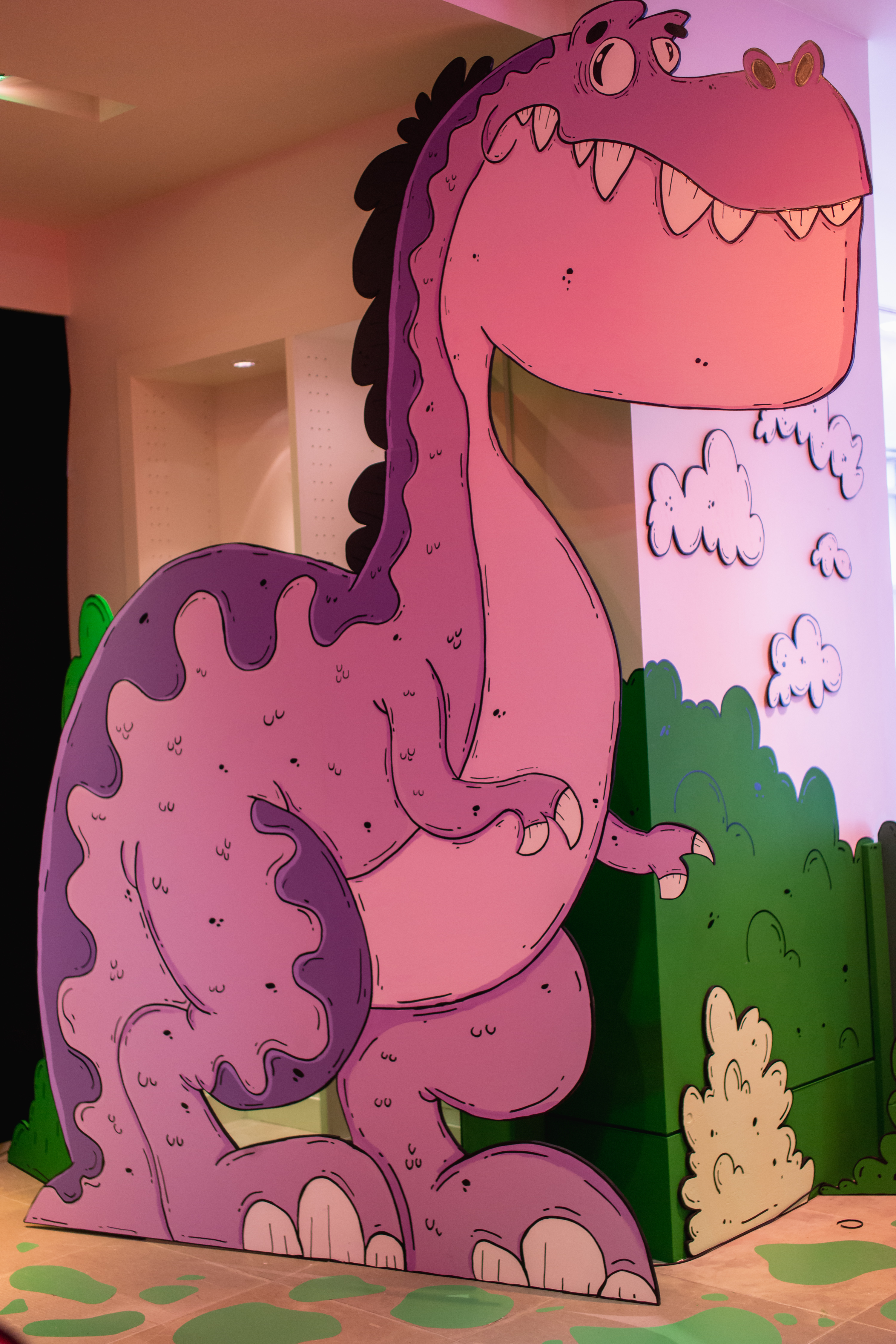 Dinolandia: my cartoon dinosaur museum! I can't believe it exists! 😭
