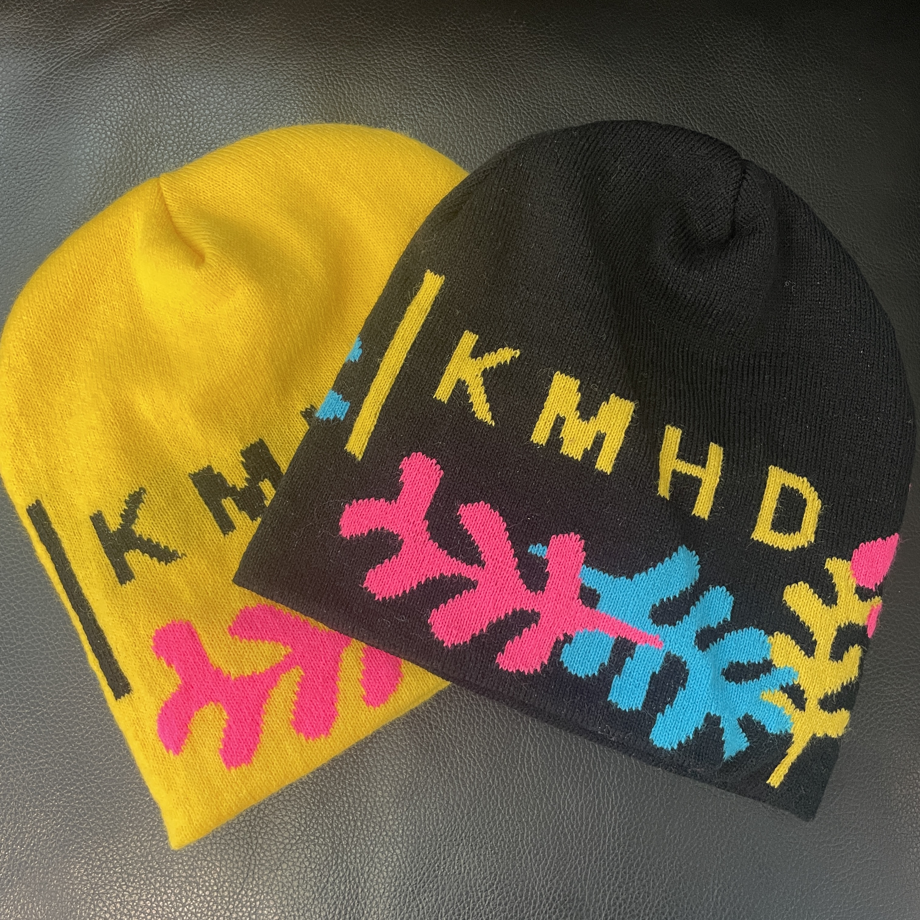 KMHD fern beanie in yellow & black.
