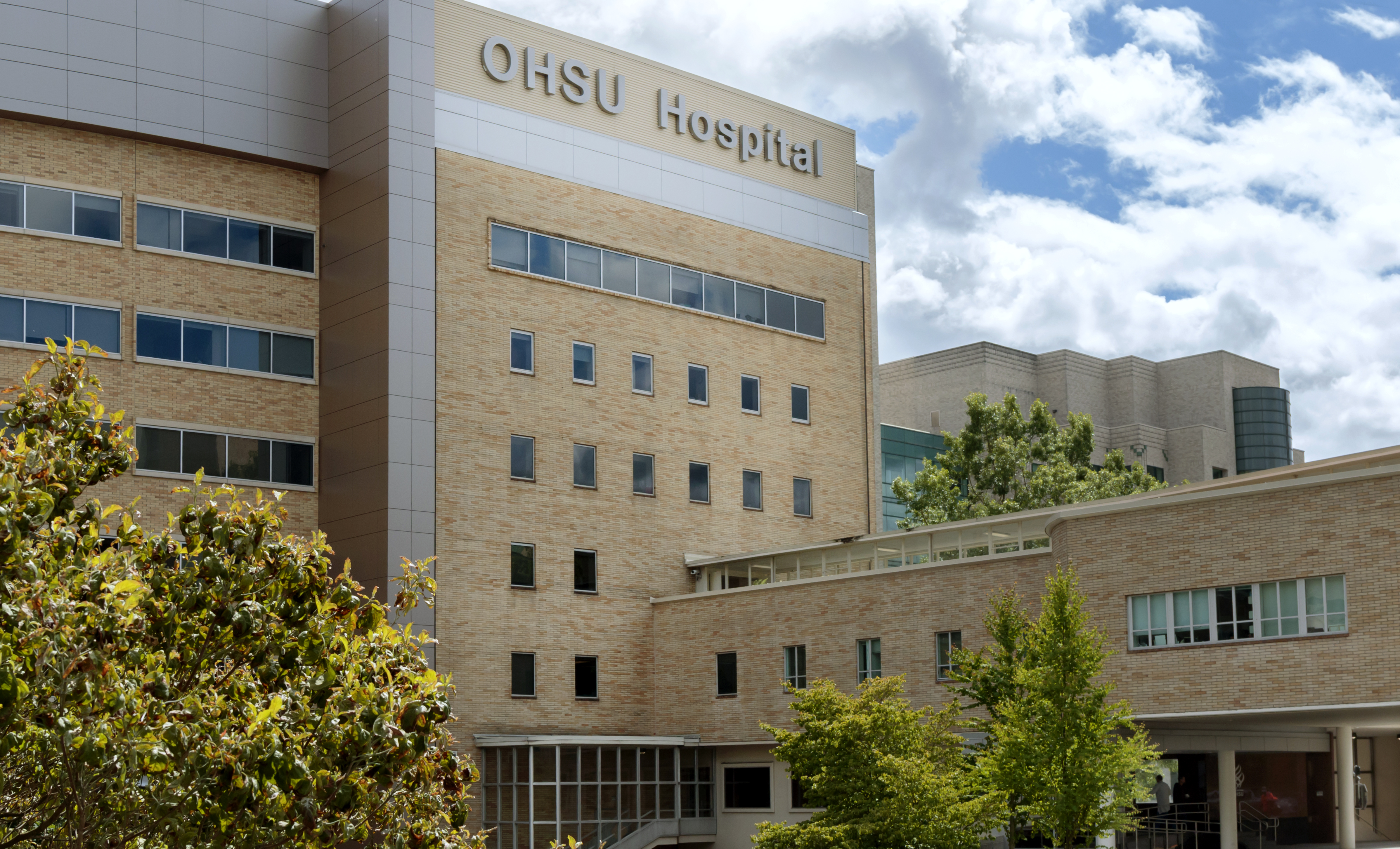 OHSU and Legacy Health agree to merge, shaking up the Portland region's  health care landscape - OPB