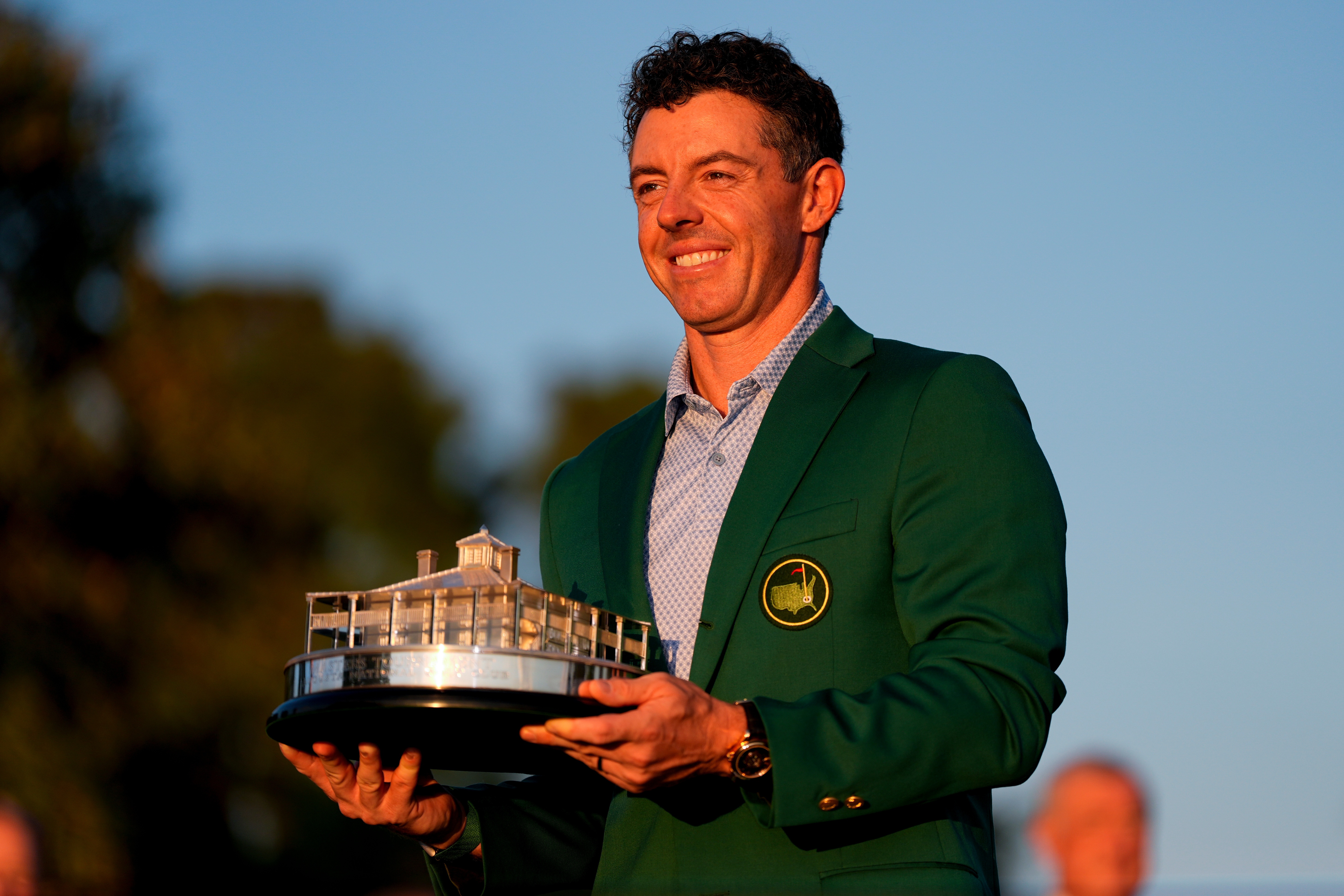 Rory McIlroy wins the Masters for second year in a row - OPB