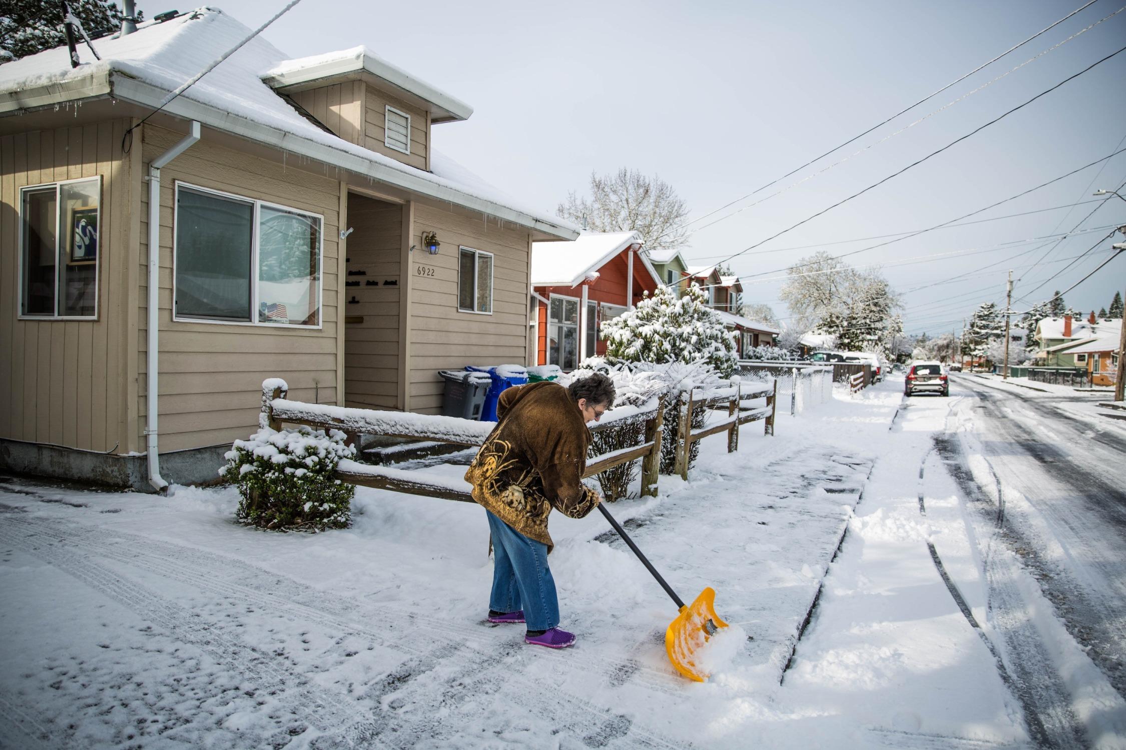 Could it snow in Portland Thursday? 