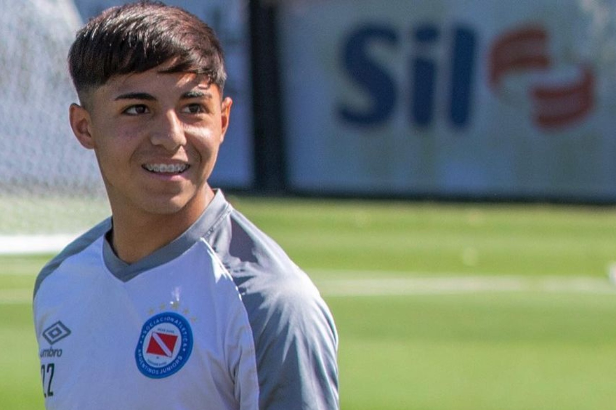 Mateo Maldonado, la promesa que la U quiso nacionalizar y ahora brilla en el club de Diego Maradona: “Quedó algo pendiente” | En Cancha