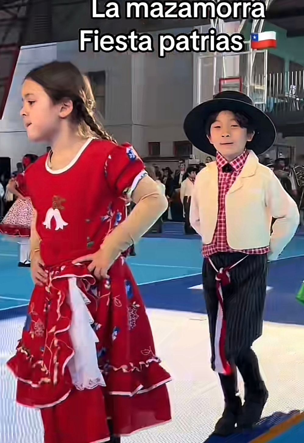 VIDEO | “Es más chileno que todos nosotros juntos”: Niño coreano la rompe  bailando “La Mazamorra” – En Cancha