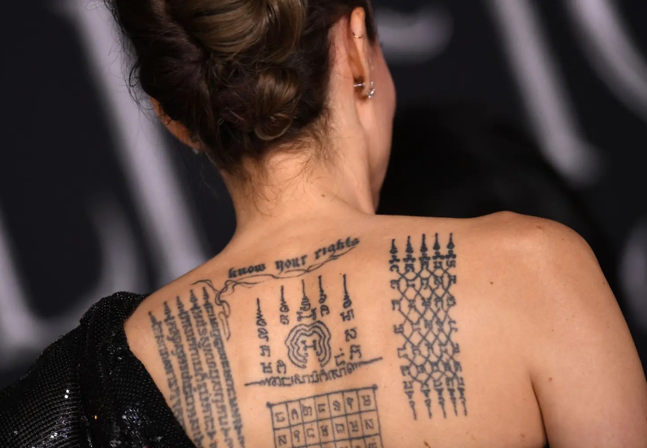 El misterioso tatuaje de Angelina Jolie finalmente al descubierto | Tiempo X, image size:1300x900