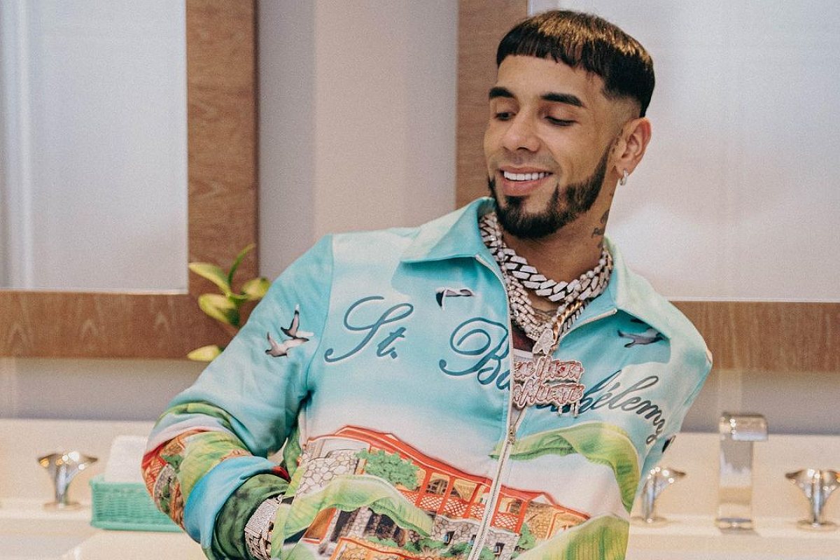 Anuel AA se siente empoderado como Shakira