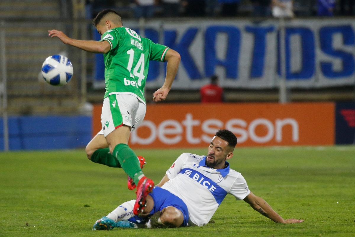 Mauricio Isla protagoniza nova frustração na Universidad Católica