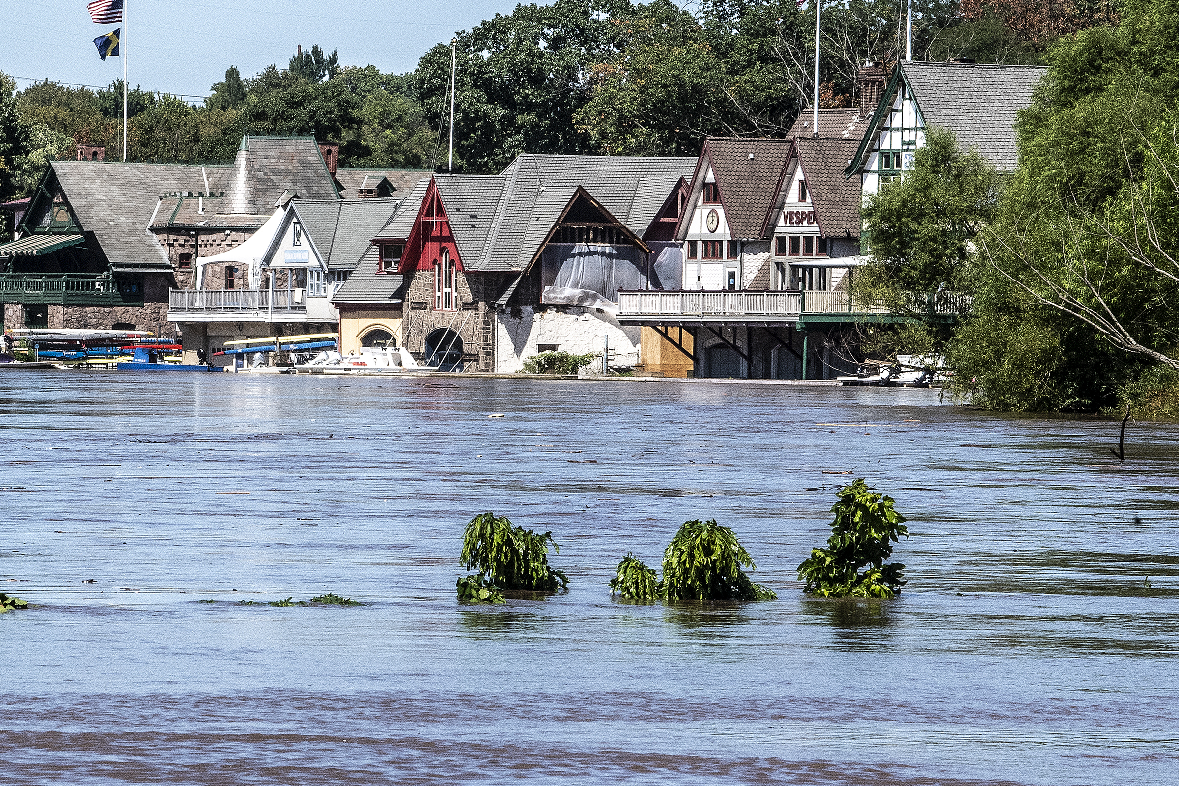 Hurricane Ida floods damages Philadelphia s boathouse row