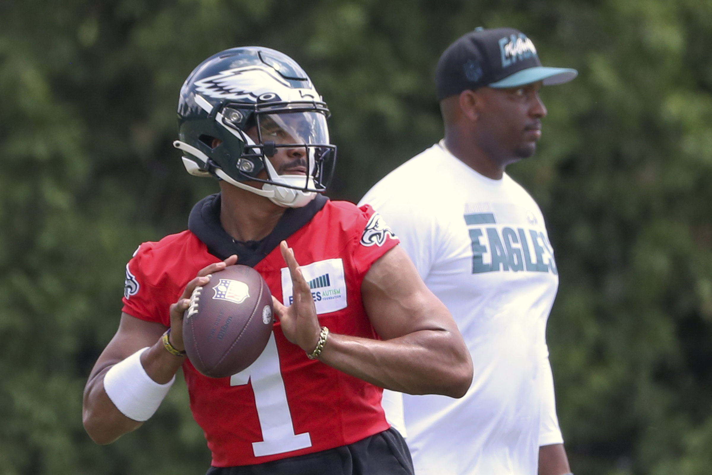 Eagles training camp: Jalen Hurts has best period; Britain Covey gaining  notice; Kyzir White flashes