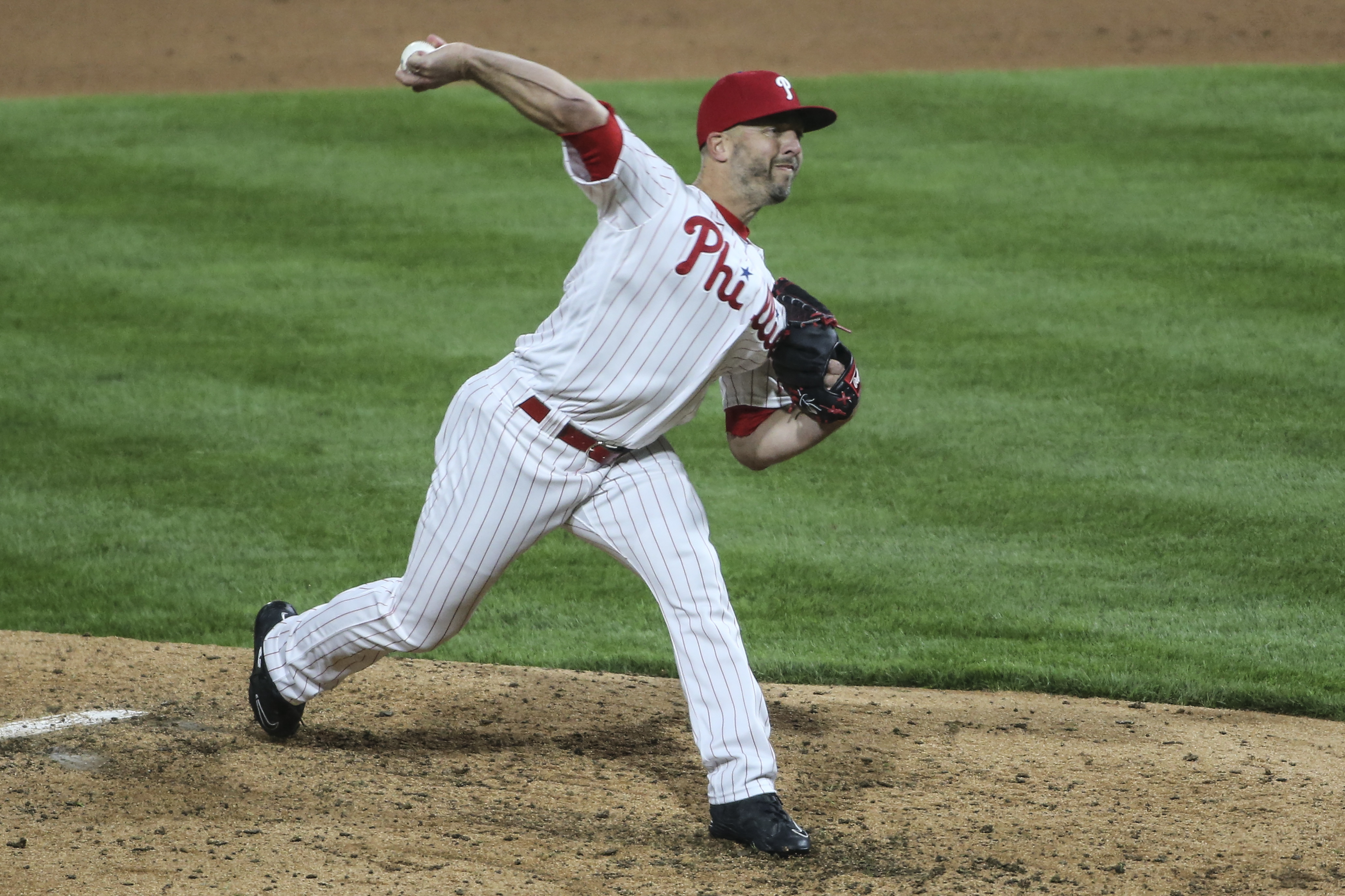 Aaron Nola, Phillies bid to get back on track against Cardinals