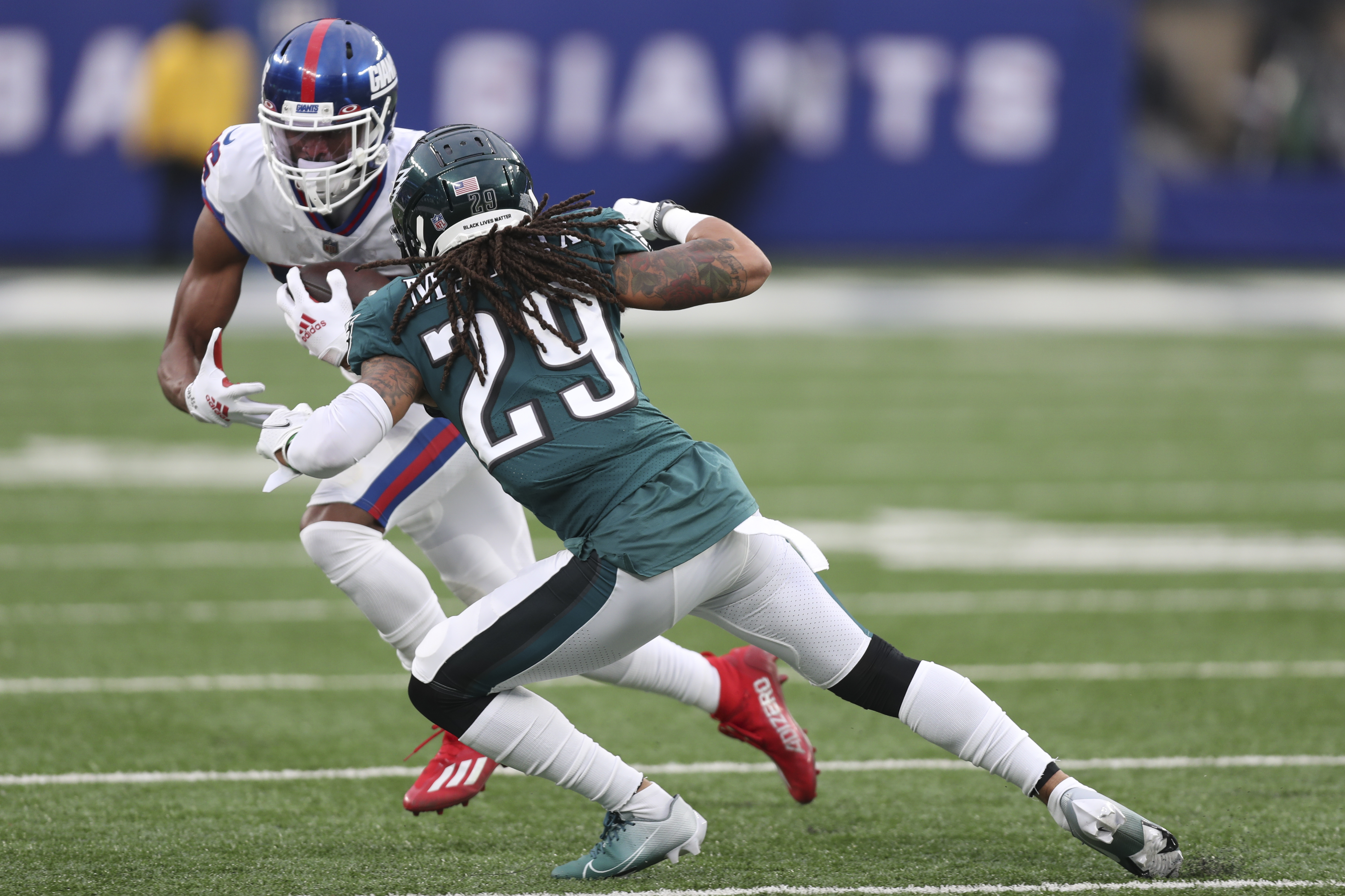 DeVonta Smith's frustration boils over as questionable offensive choices  lead to Eagles loss at Giants