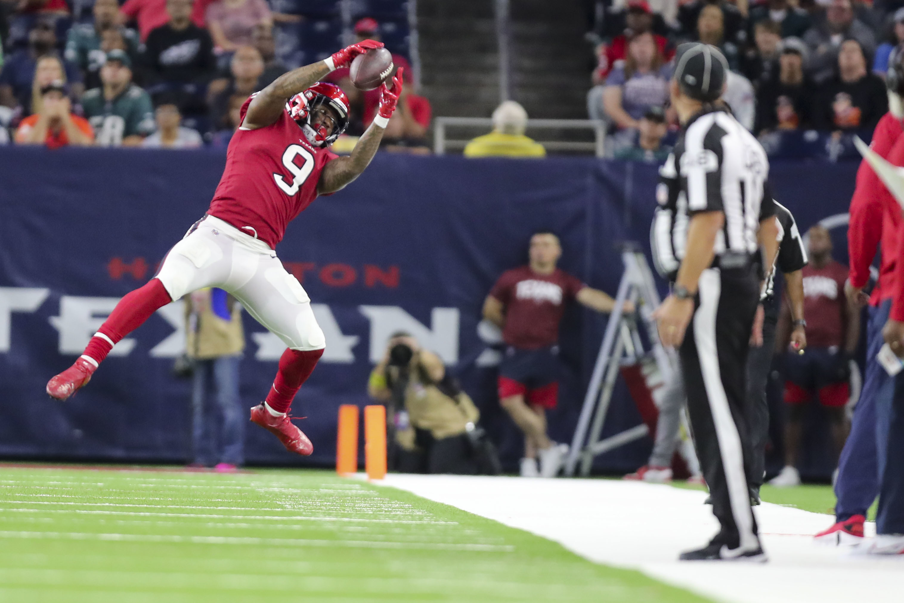 Eagles Defeat Texans at NRG Stadium on Battle Red Day, 29-17