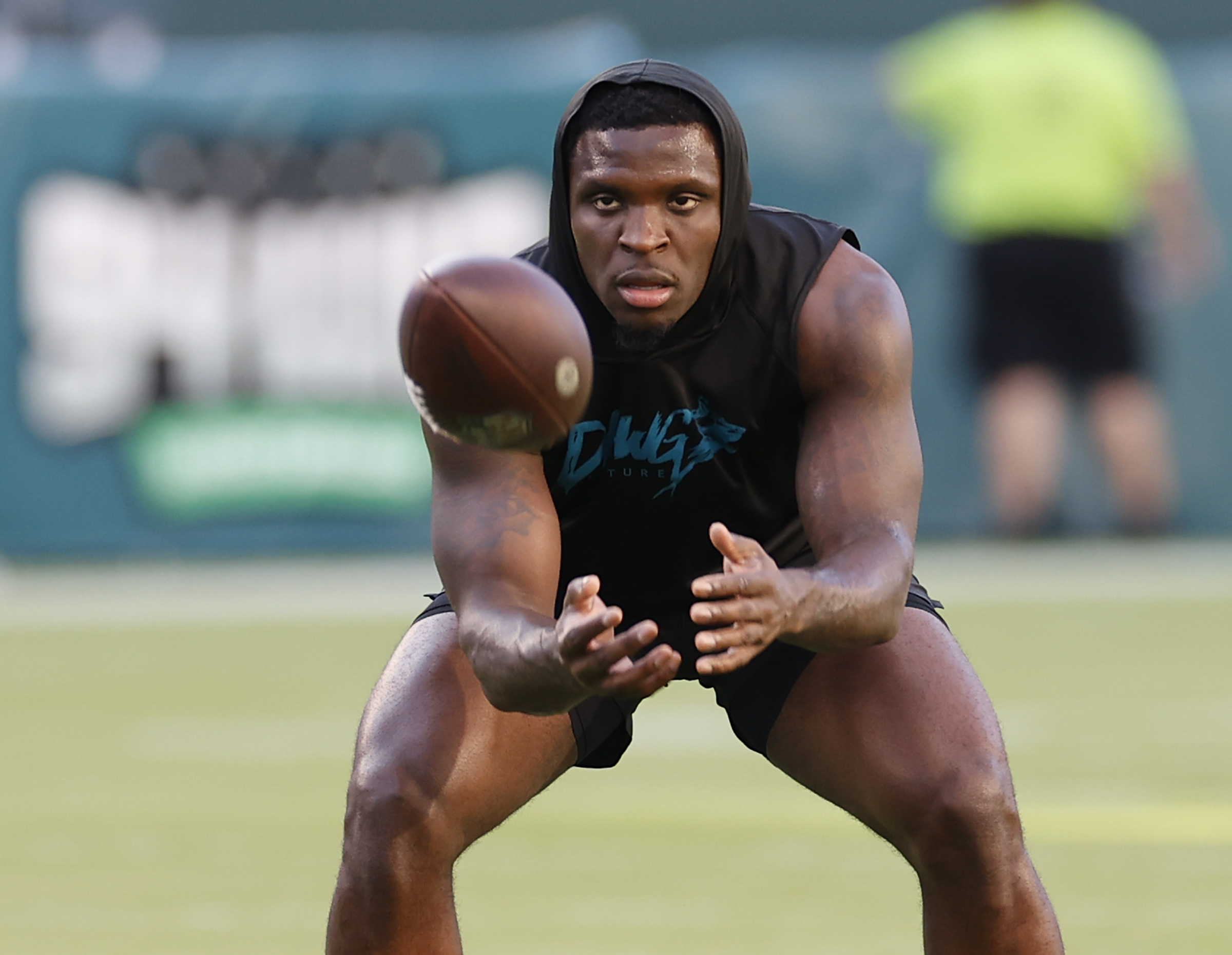 Eagles trade former first-round pick Jalen Reagor to Vikings