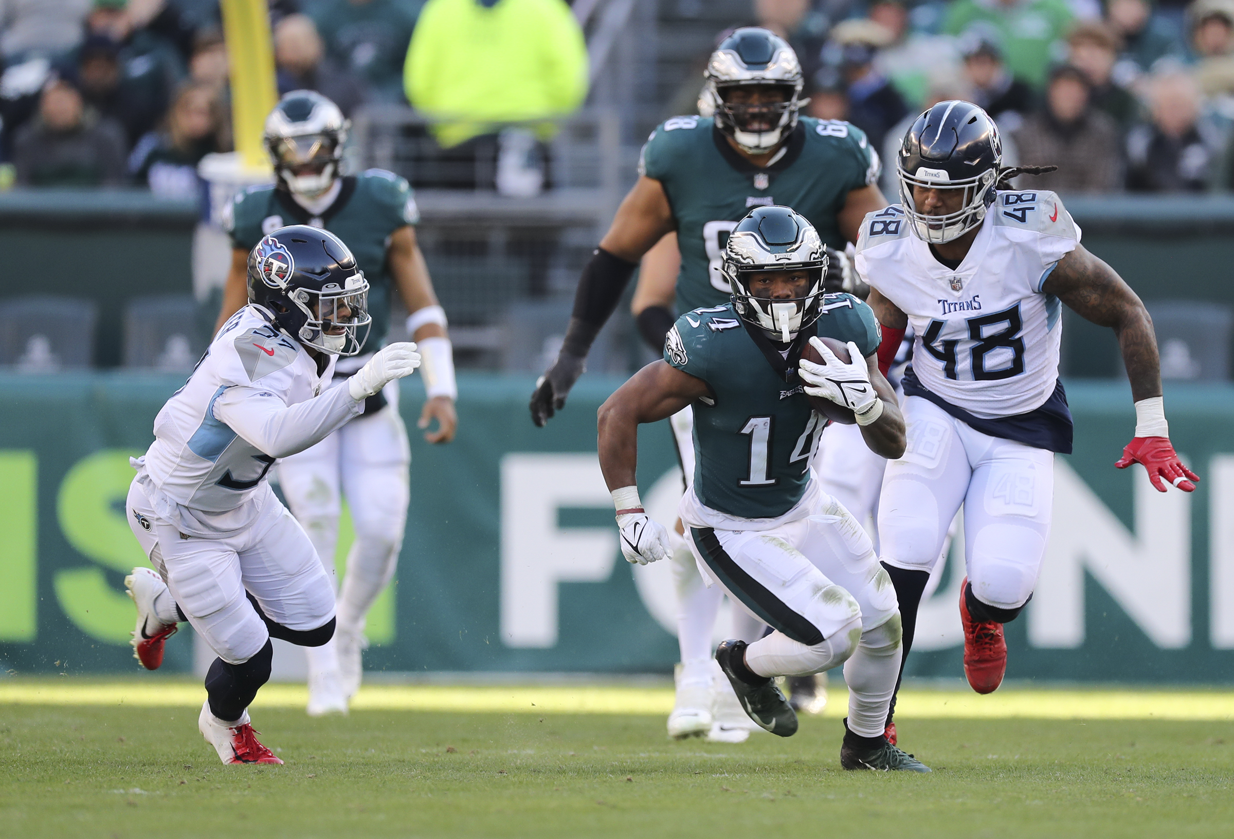 Eagles' A.J. Brown outperforms entire Titans receiving corp in 2-TD revenge  win vs. former team