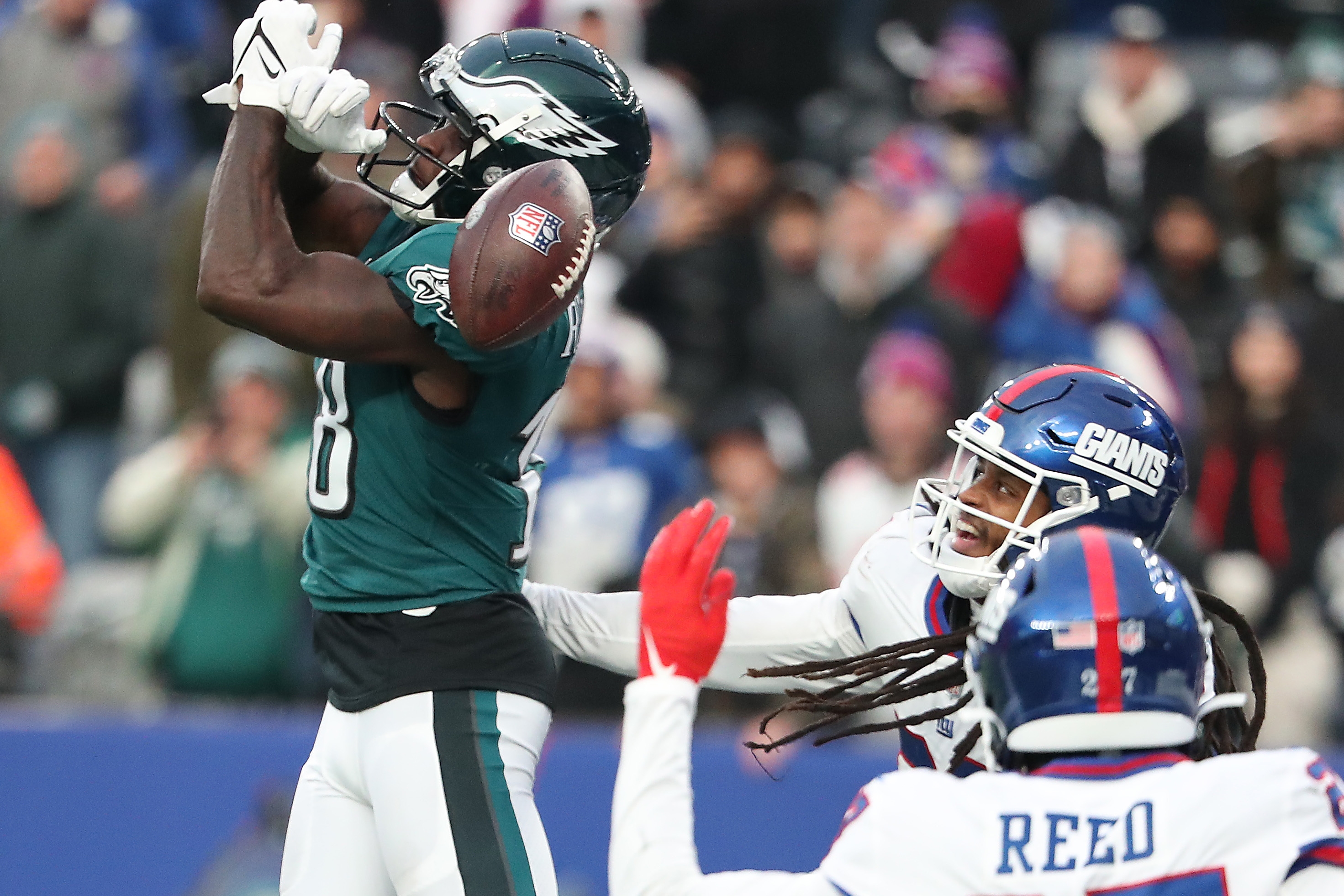 Eagles' Jalen Reagor calls his drops 'uncharacteristic,' but they're  typical of a 1st-round bust 