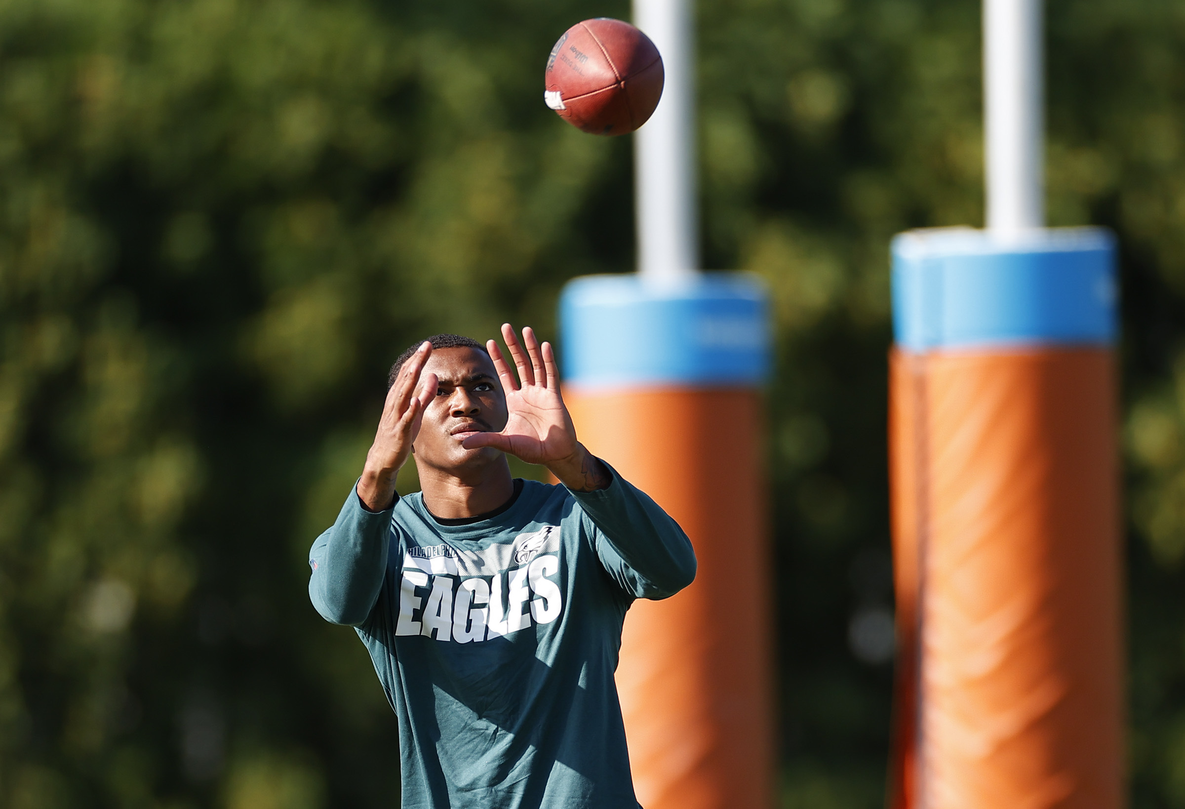 Eagles Injury Report: Miles Sanders, DeVonta Smith among 7 players who  missed practice - Bleeding Green Nation