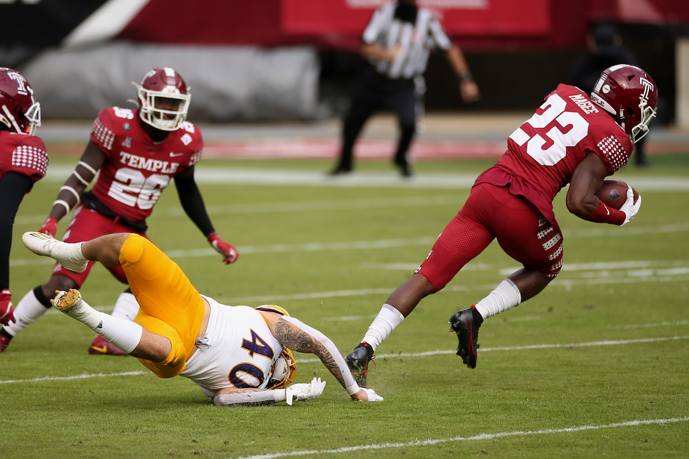 Football Drops Final Game to ECU, 49-46 - Temple