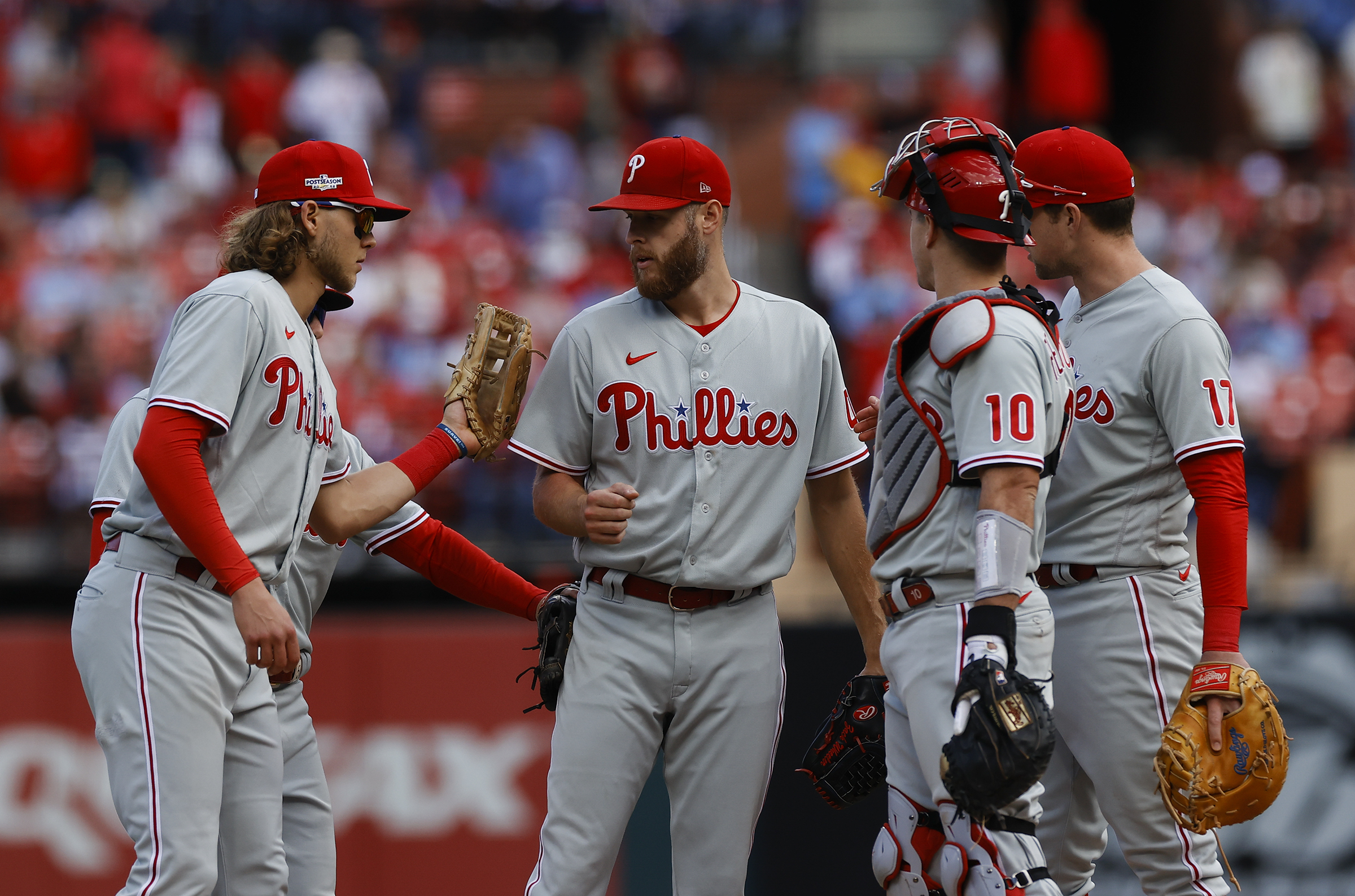 MLB playoffs: Phillies score six in the ninth to beat Cardinals 6