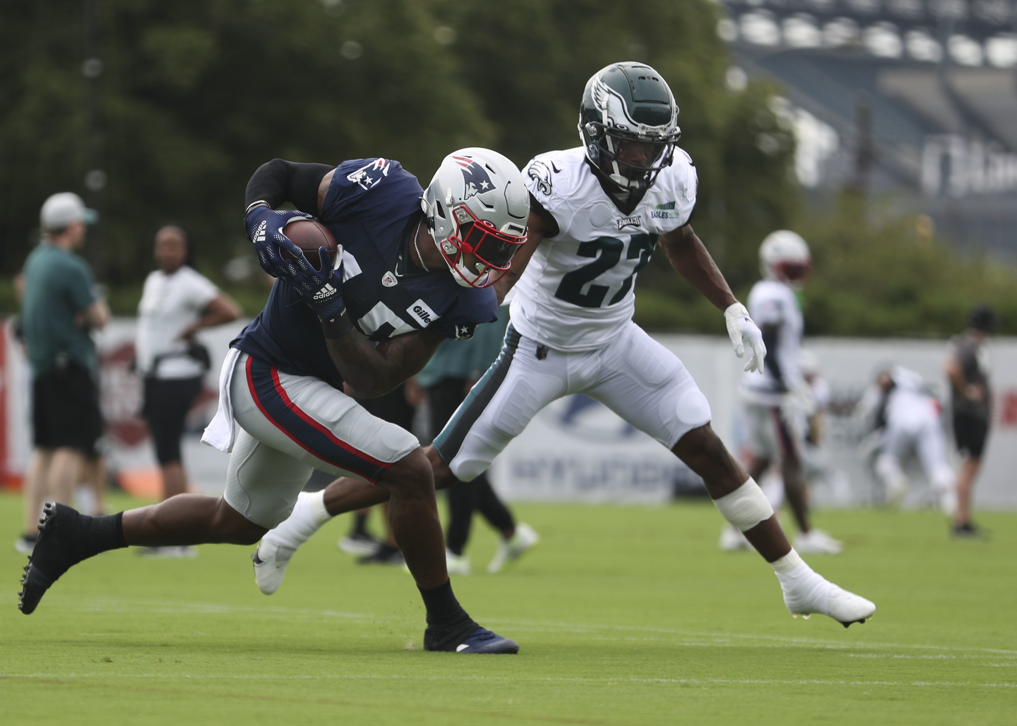 Jalen, meet Cam: Eagles QB Hurts shares special moment with Newton