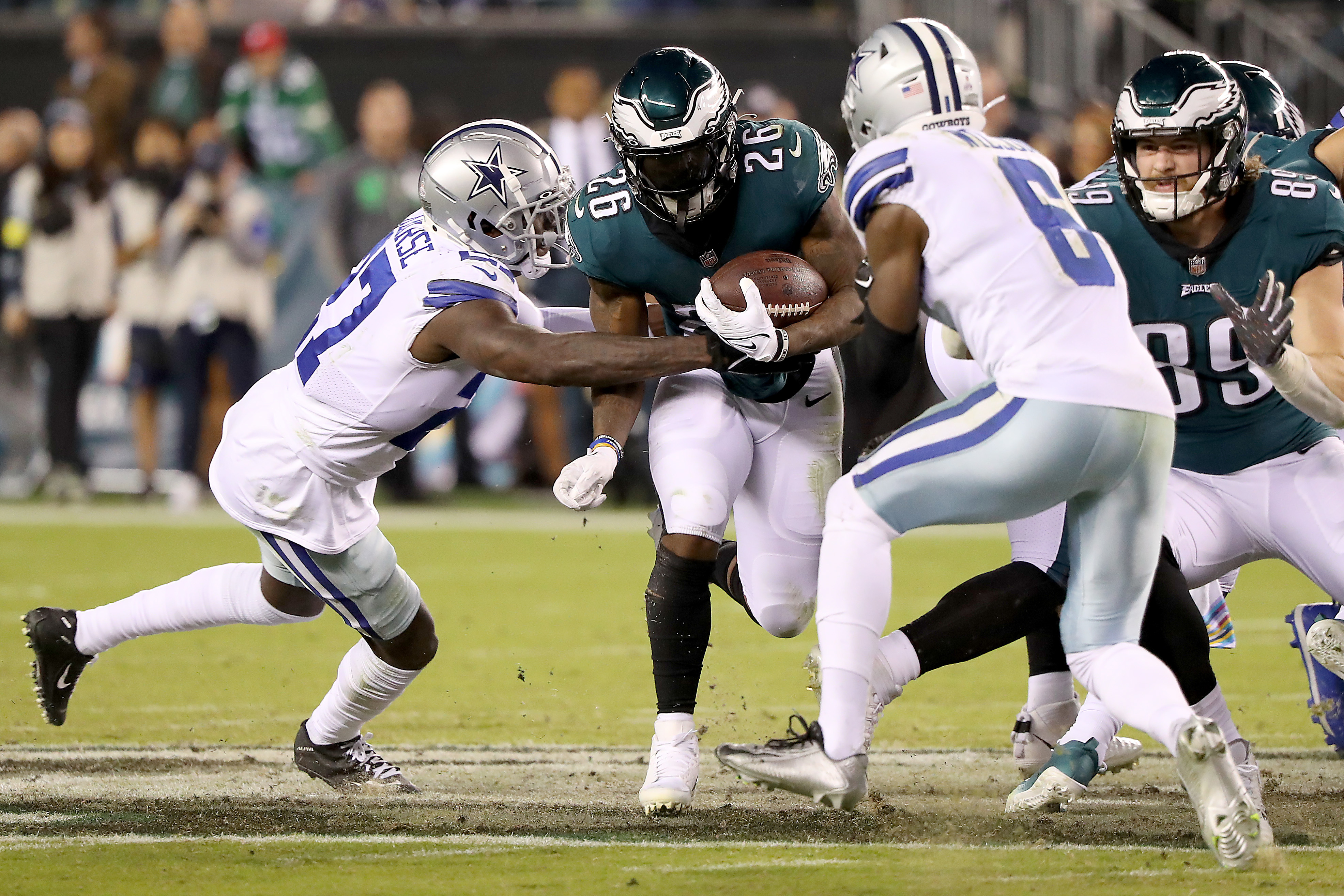 Philadelphia Eagles running back Miles Sanders (26) leaves the field after  an NFL football game against the Minnesota Vikings on Monday, September 19,  2022, in Philadelphia. (AP Photo/Matt Patterson Stock Photo - Alamy