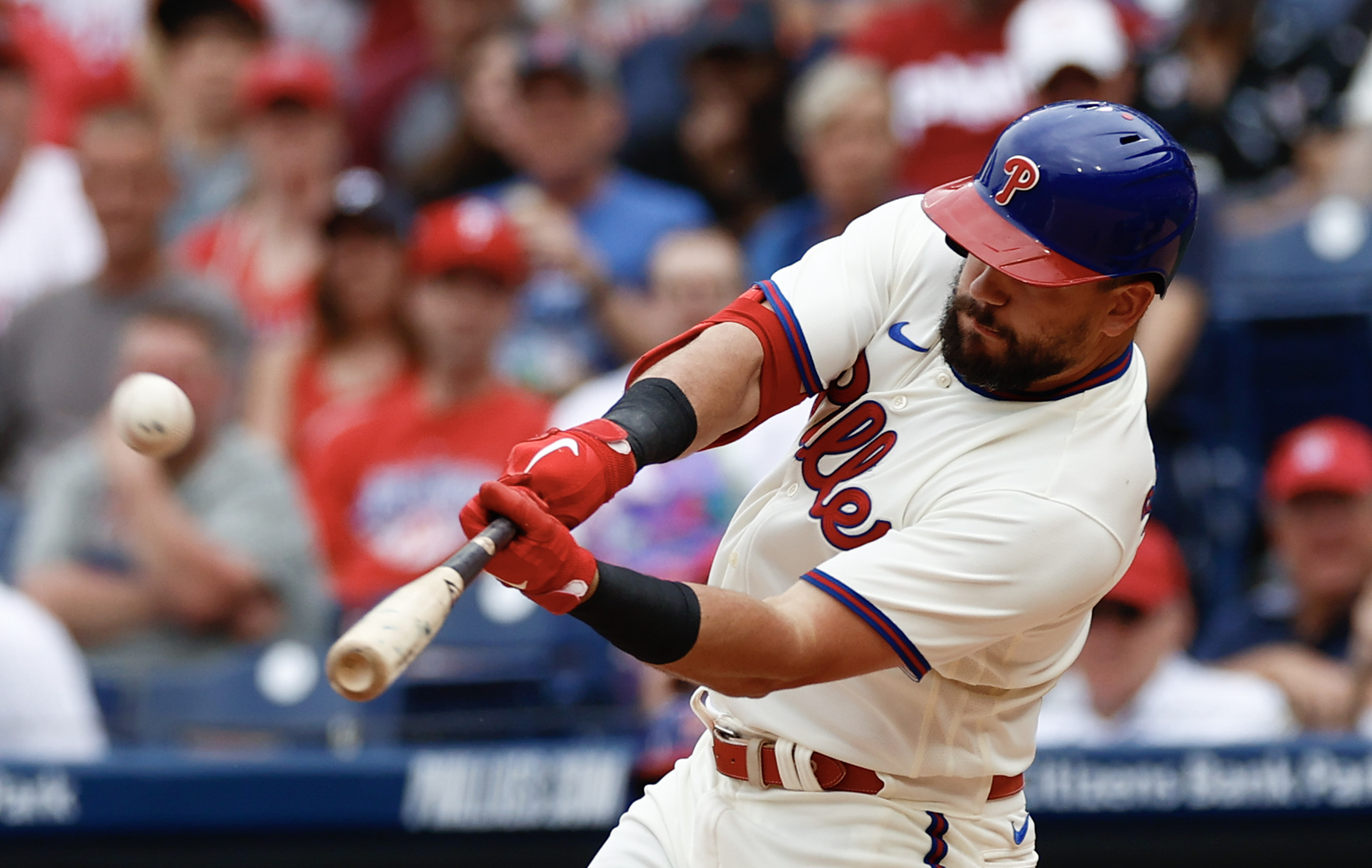 Kyle Schwarber's slam leads Phillies' rout over Cubs, 12-3