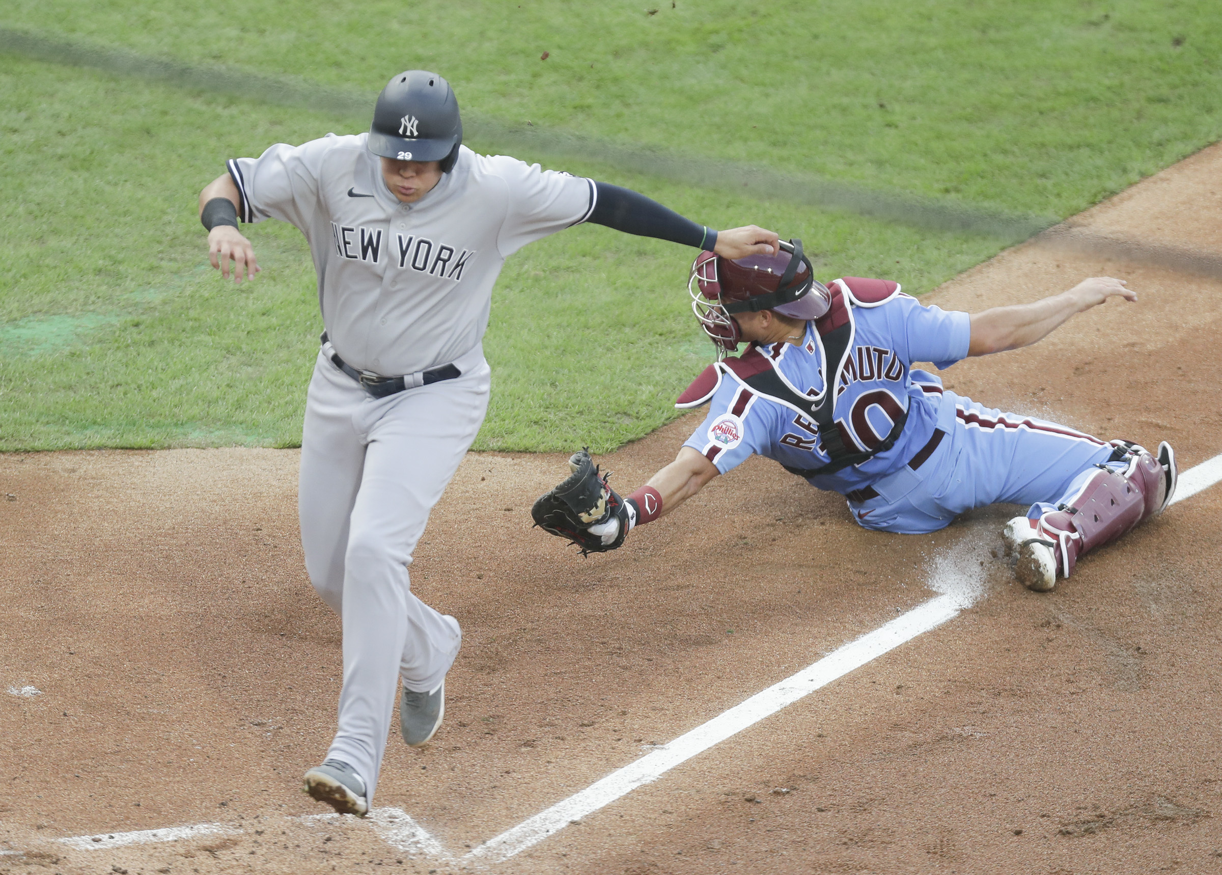 Velasquez, Realmuto, Neris lift Phillies over Brewers 4-3 – Saratogian