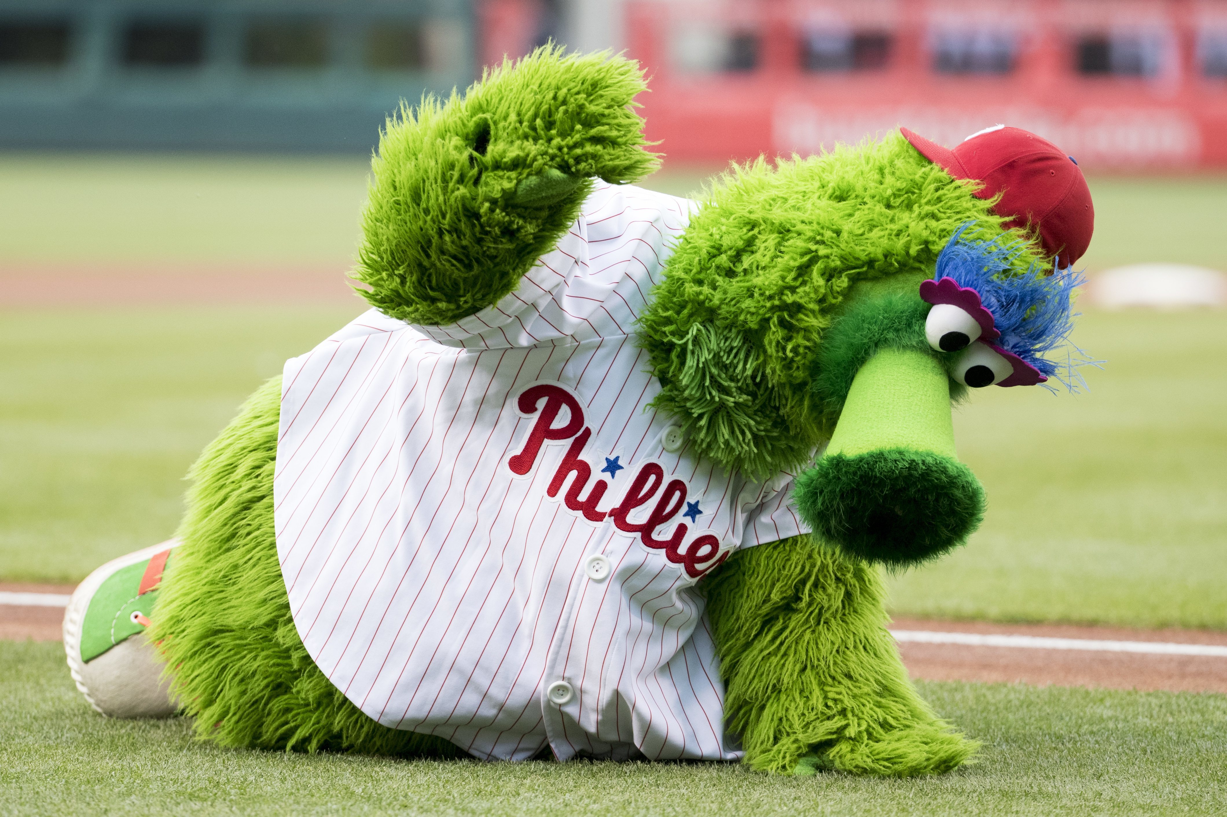 Philadelphia Phillies MLB Phillie Phanatic Mascot Plush Hat