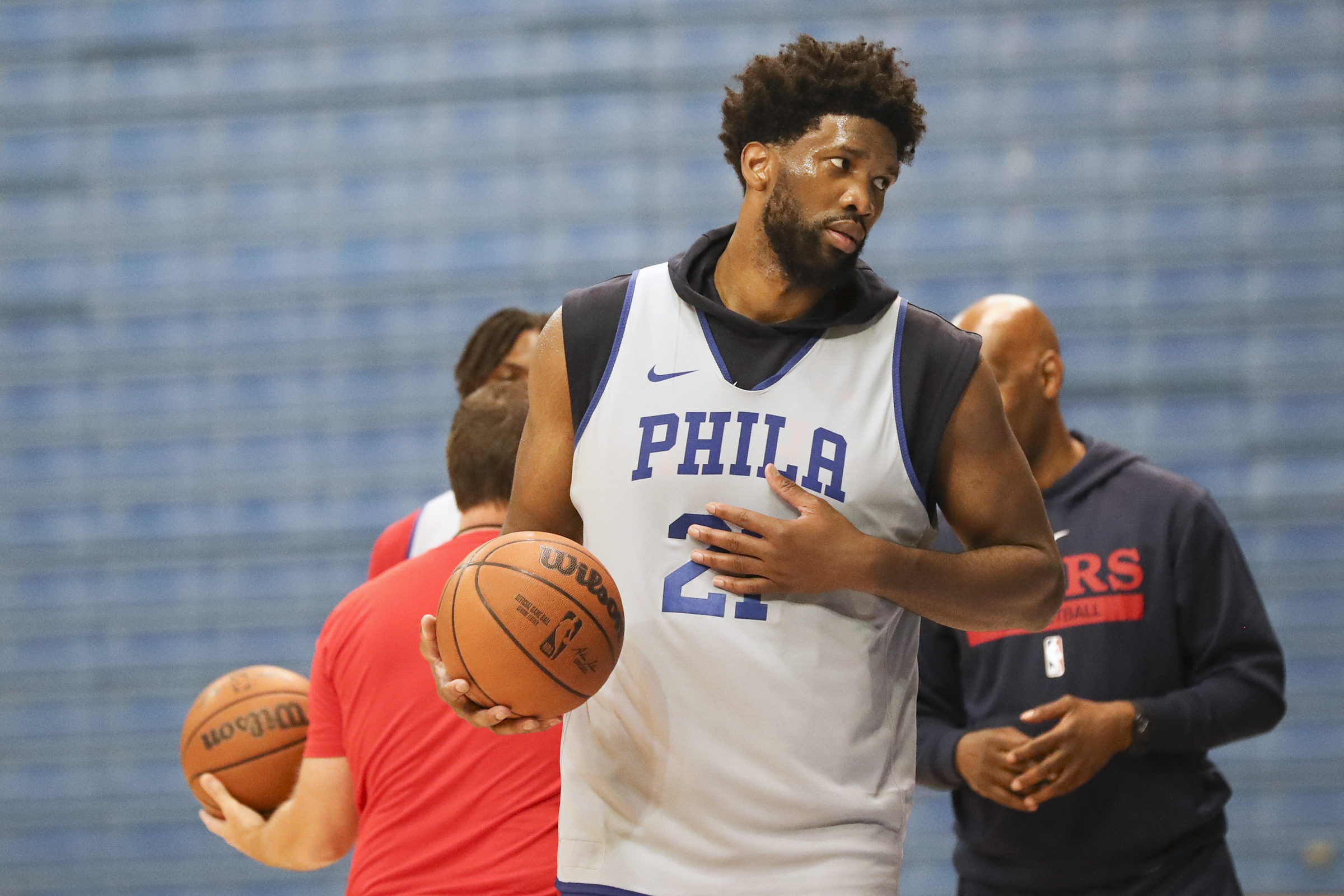 NBA MVP 2023: Sixers' Joel Embiid beats out Jokić for award - CBS