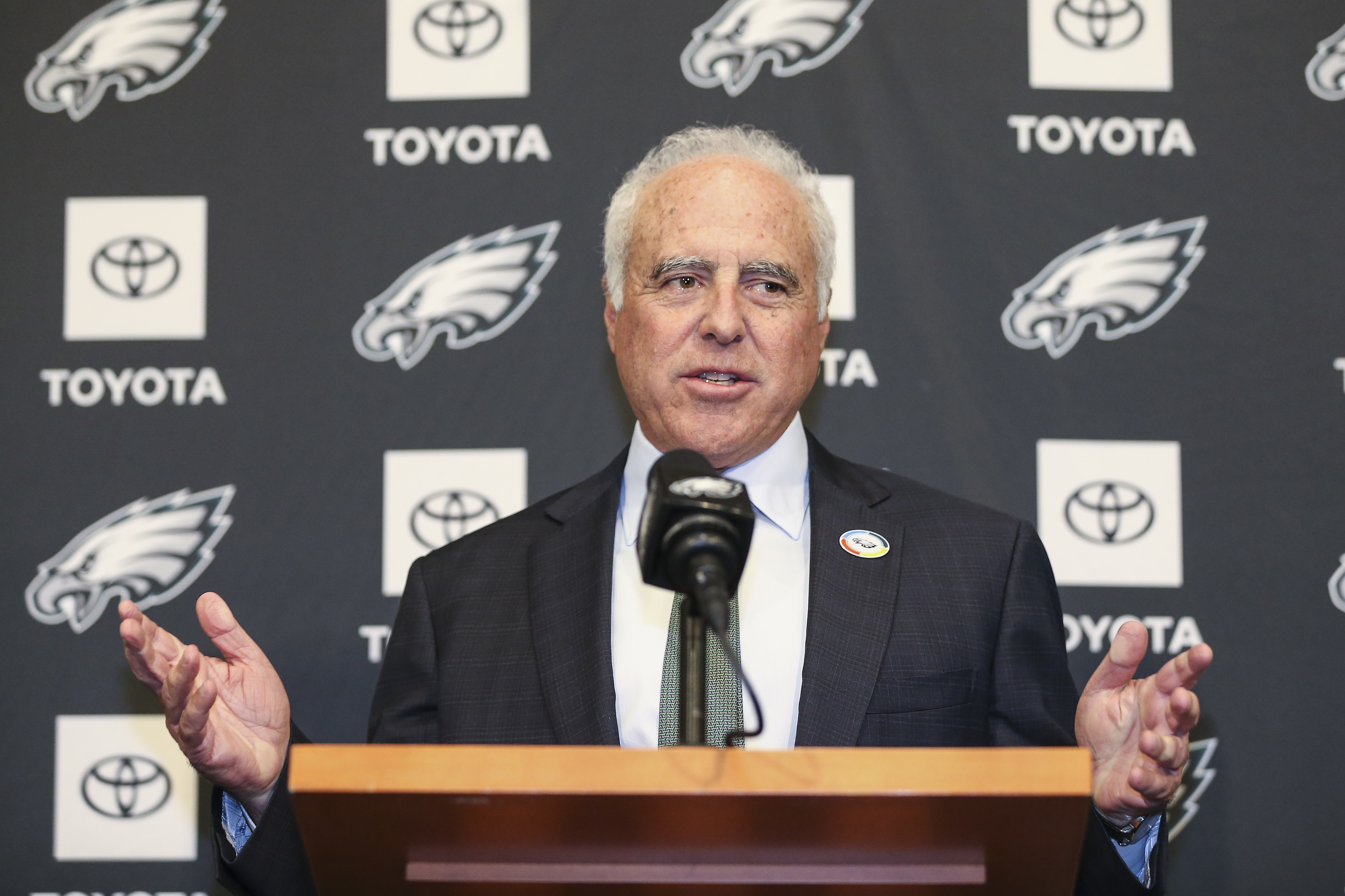 Bleacher Report on X: Eagles owner Jeffrey Lurie says they're