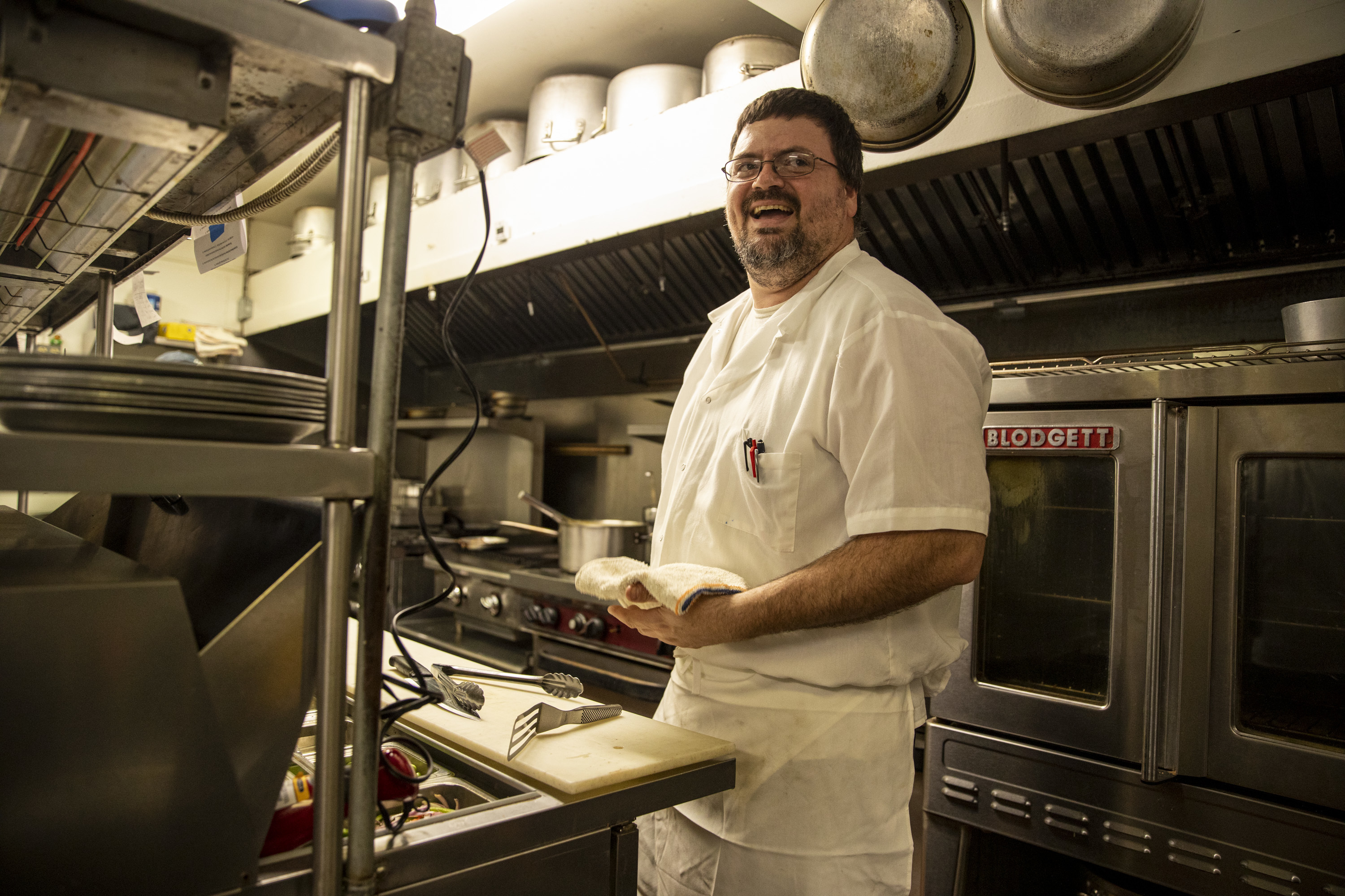Opening a restaurant at the Jersey Shore takes family, gallons of paint,  and local scallops